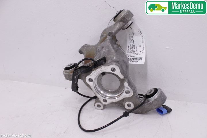 Mercedes-Benz MB GLA-KLASS (X156) 13-20 Spindel Hb