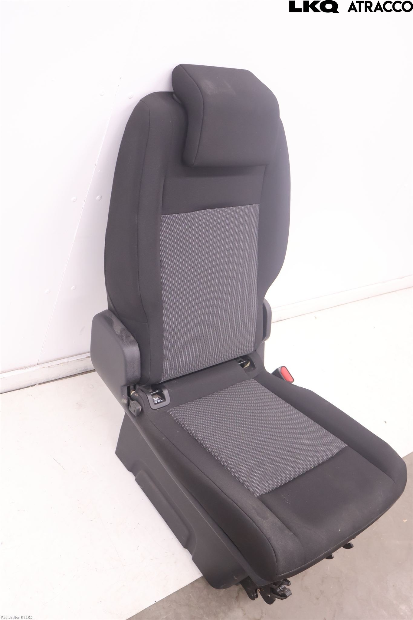 Toyota PROACE II 16- Innr Sete Bak (Enkel-Stol)