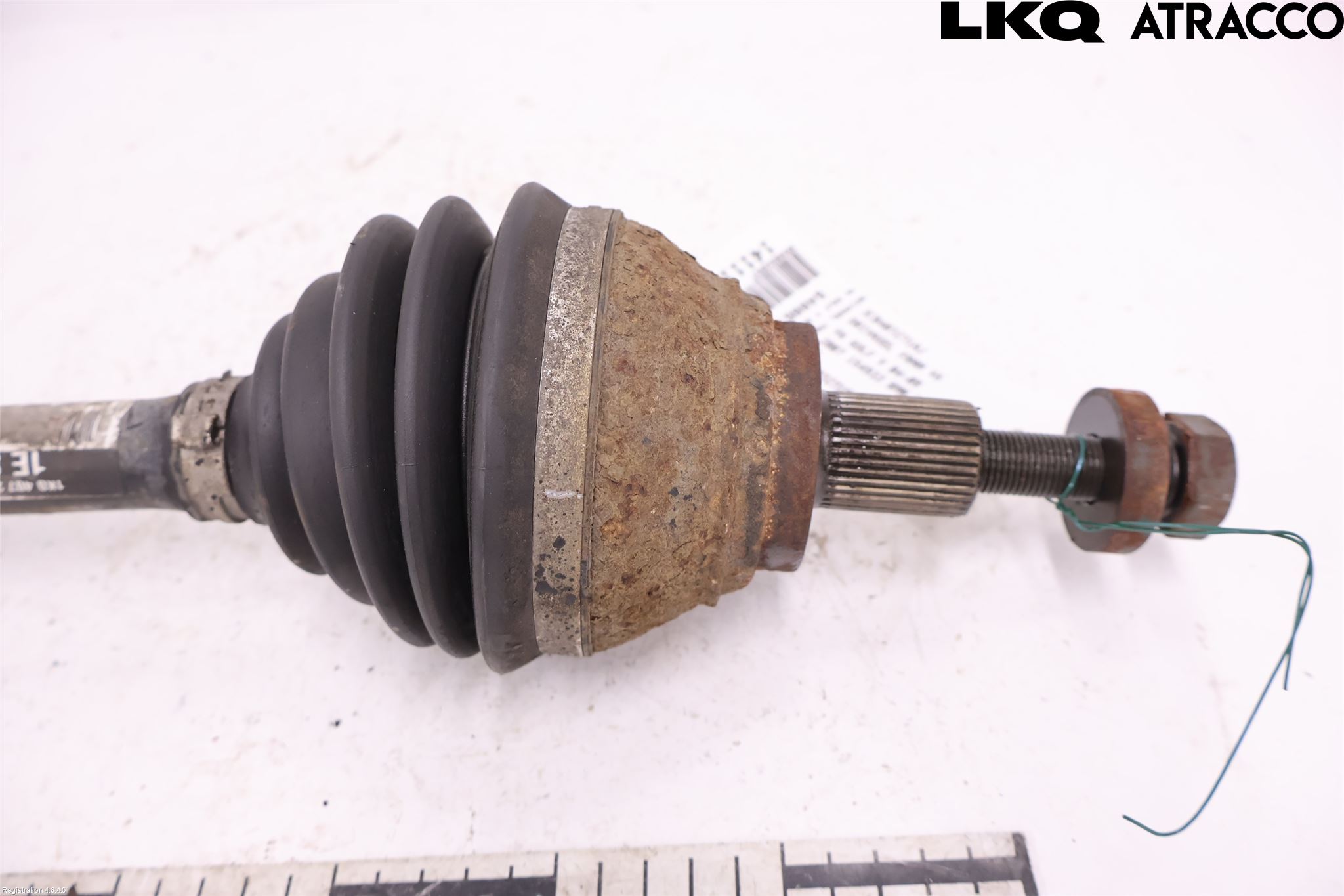Volkswagen VW GOLF V 04-09 Drivaksel Foran Kompl Venstre