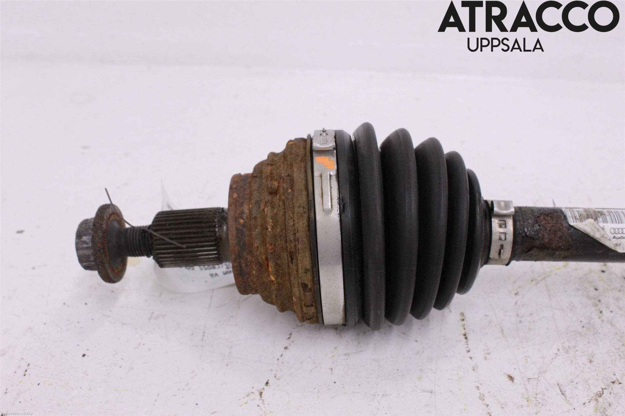 Volkswagen VW GOLF PLUS/CROSS GOLF 04-14 Drivaksel Foran Kompl Venstre