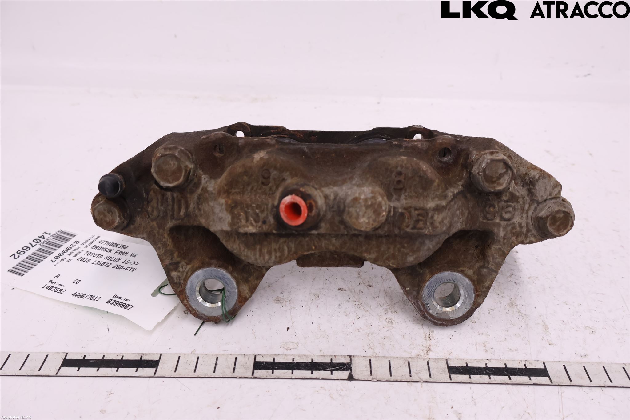 Toyota HILUX 16- Bremsecaliper Foran Venstre