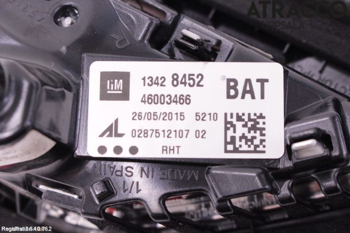 Opel CORSA E 15-19 Baklykt Høyre  På Luke(Indre)