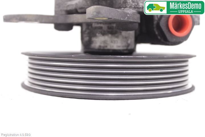 BMW 3 E36      91-00 Servo Pumpe