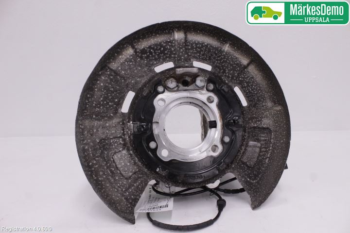 BMW X5 F15 13-18 Spindel Vb