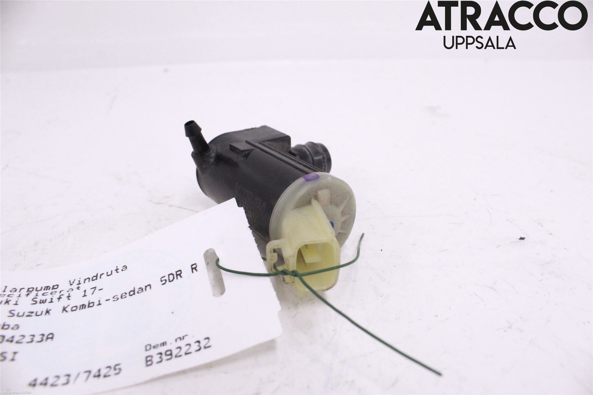 Suzuki SWIFT 17-24 Spylerpumpe Frontrute