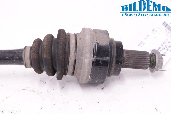 BMW 1 F20/F21 11-19 Drivaksel Bak Kompl Venstre