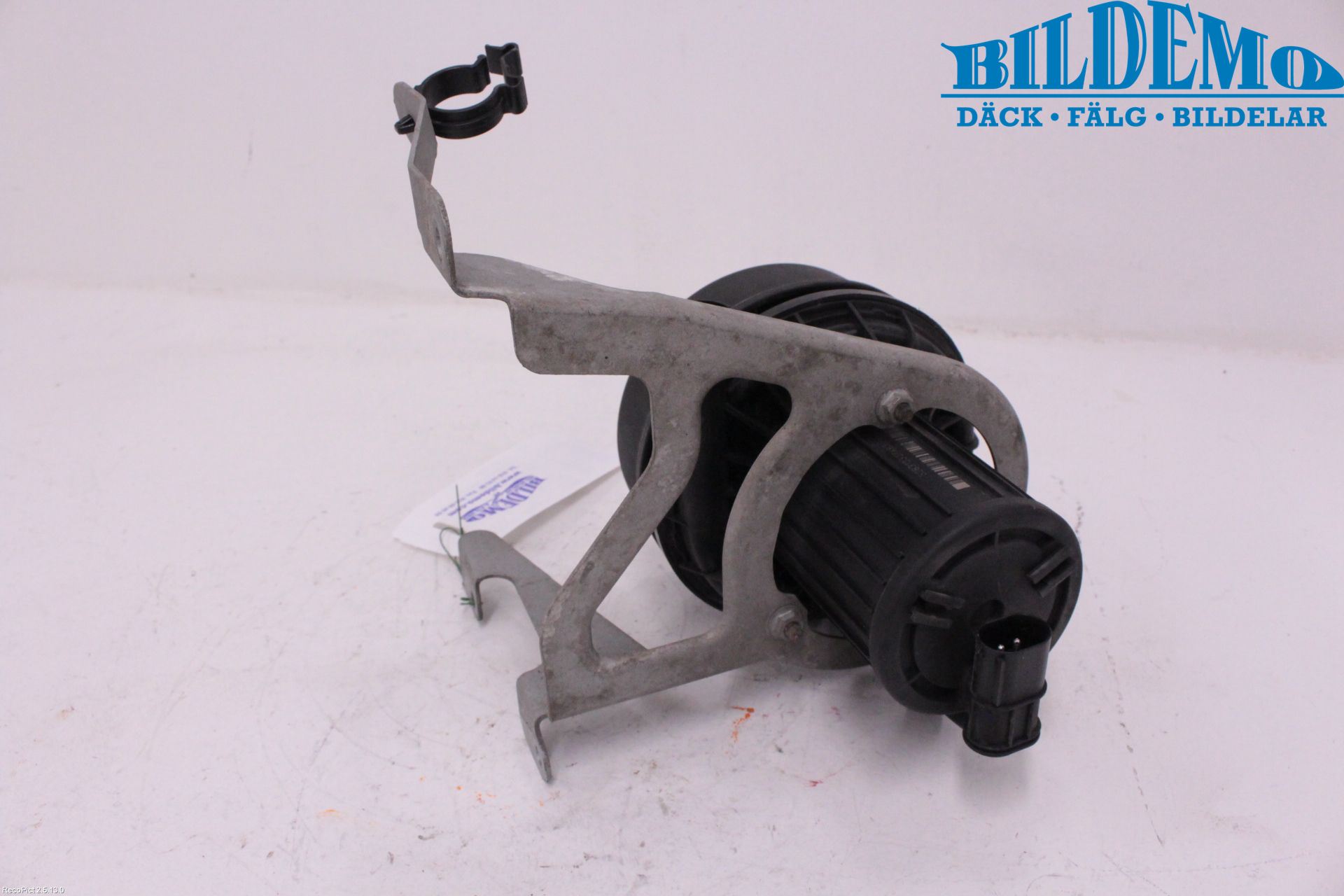 BMW 5 E60/61 Sed/Tou 02-10 Luftpumpe - Eksosrensing
