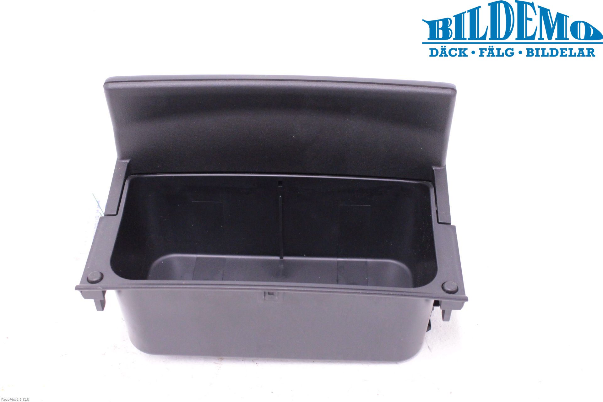 Mercedes-Benz MB CLS (C218/X218) 11-17 Innr Oppbevaringsrom