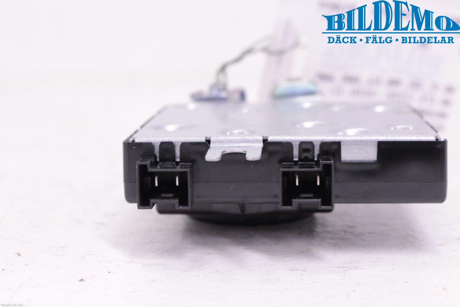 Mercedes-Benz MB CLS (C218/X218) 11-17 Stereo Antenneforsterker