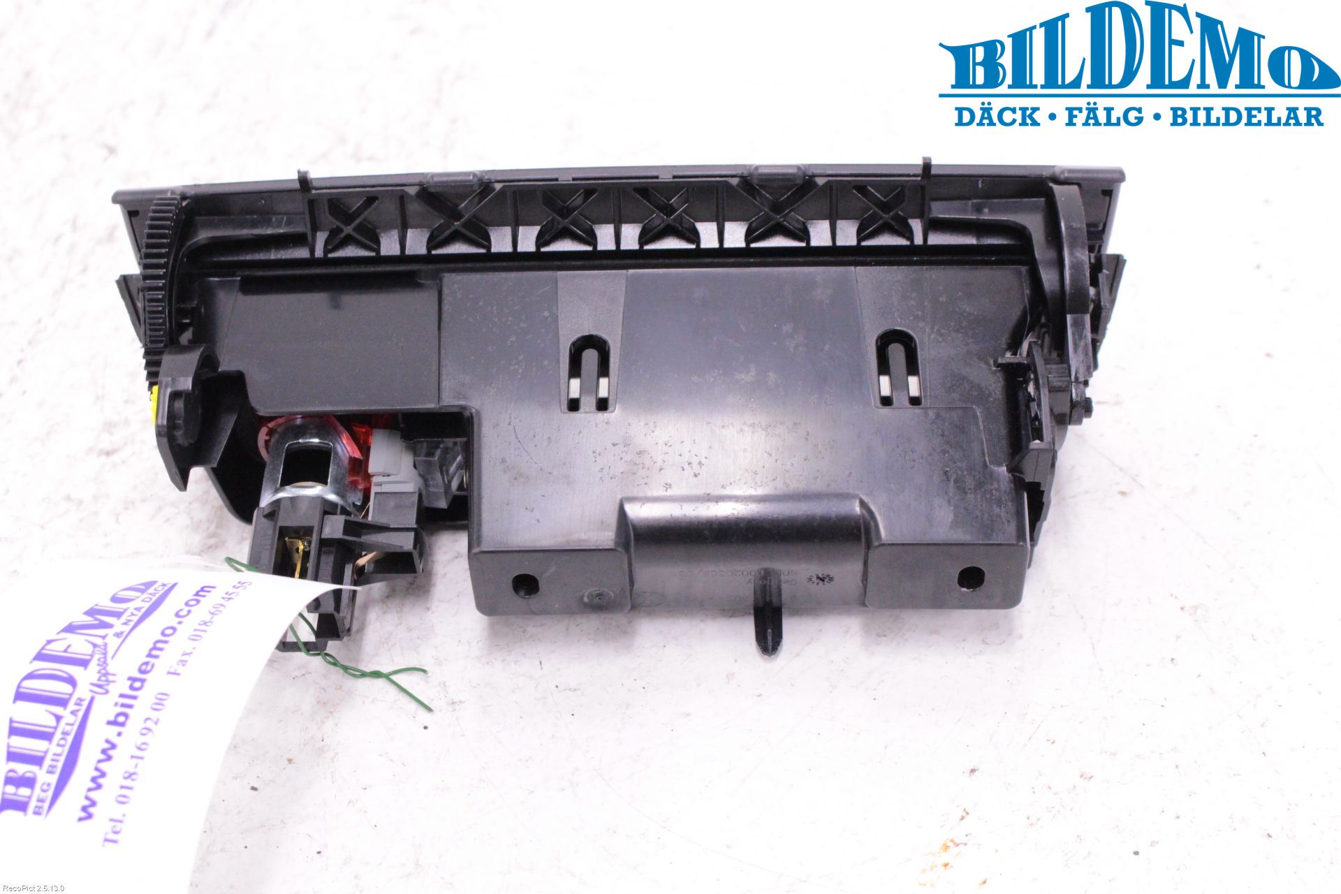 Volkswagen VW PASSAT 11-14 Innr Askebeger
