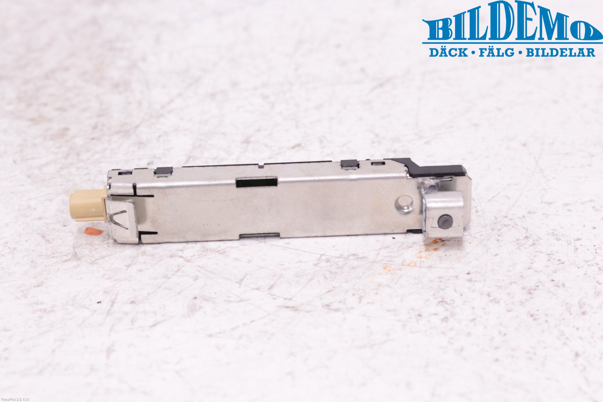 Audi A3/S3 8V 13-20 Stereo Antenneforsterker