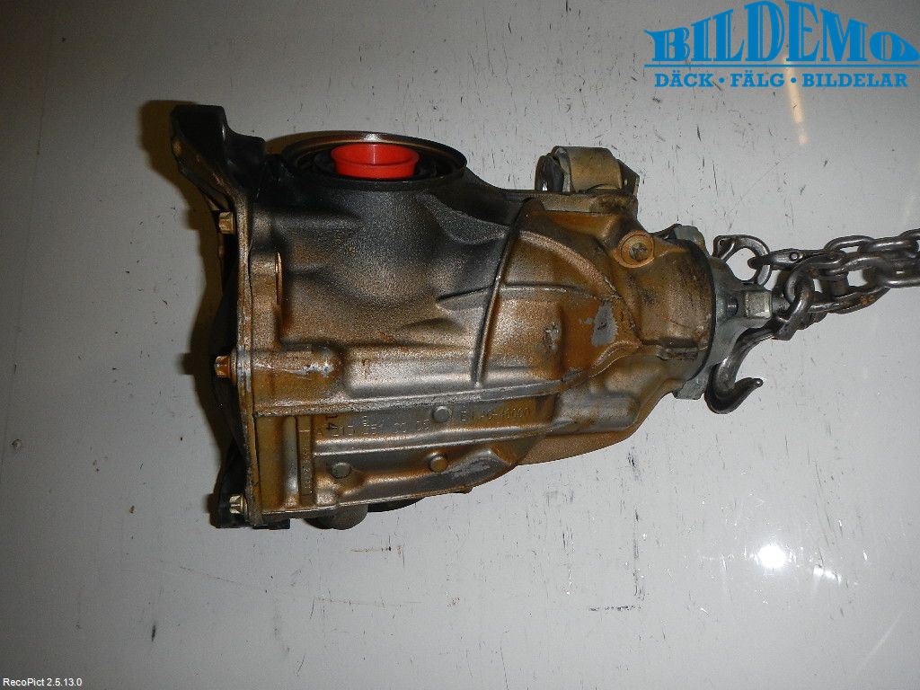 Mercedes-Benz MB E-KLASS (W213) 16-23 Bakaksel Kardang Bak -Diff