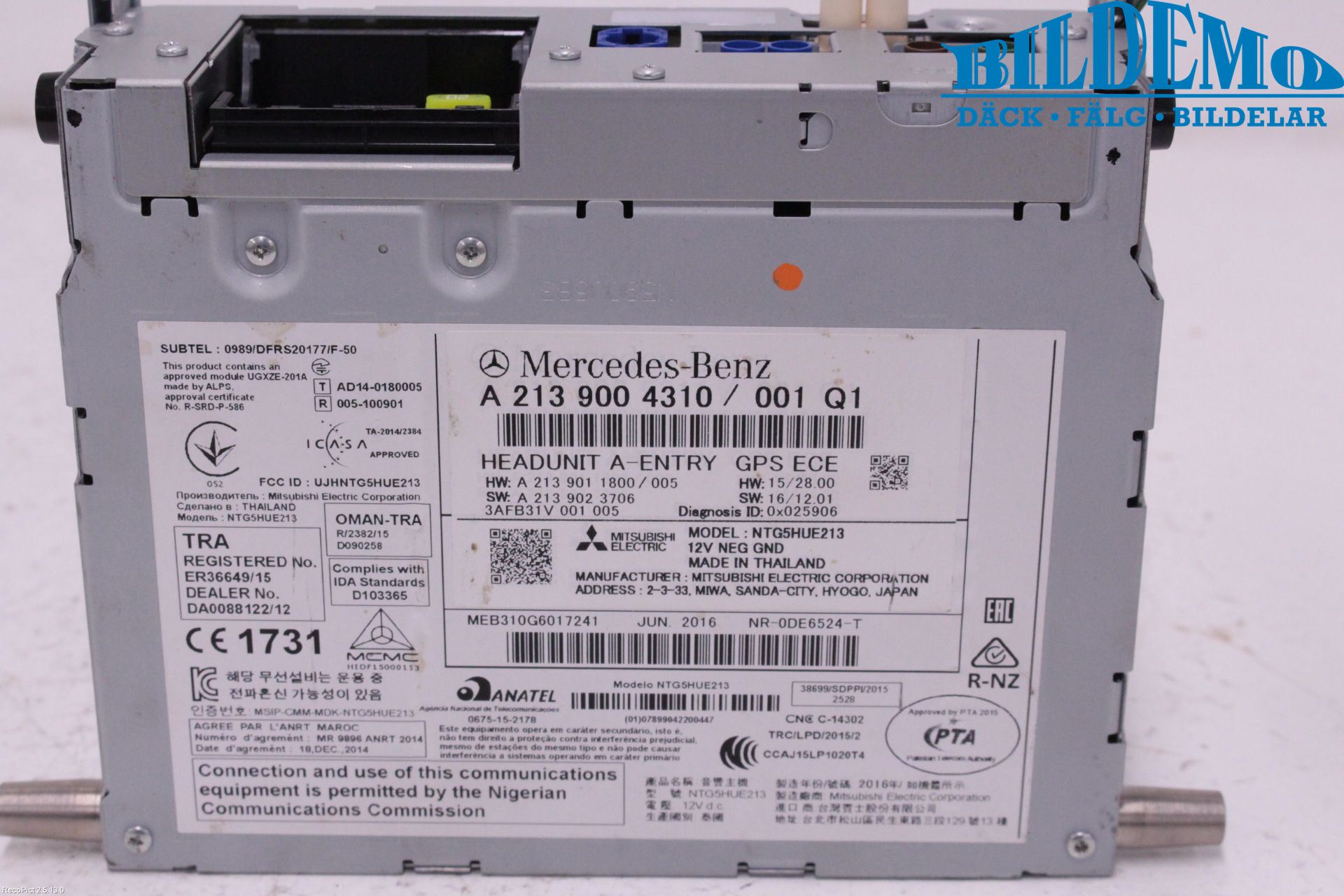 Mercedes-Benz MB E-KLASS (W213) 16-23 Stereo Radio Med Cd