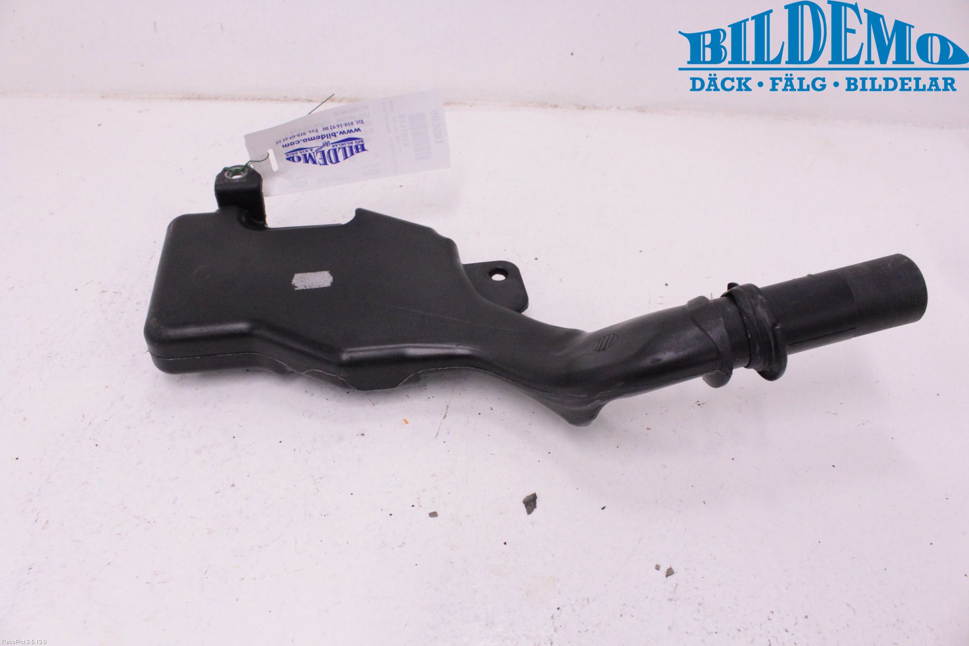 Audi A4/S4 08-11 Spylerbeholder Frontrute-Lykte