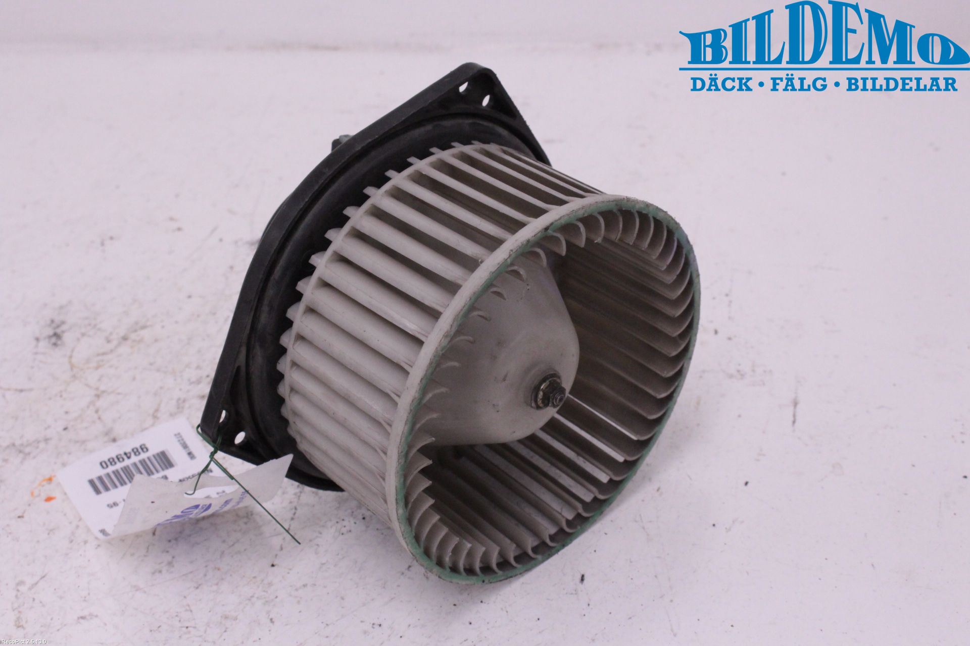 Nissan SUNNY 91-95 Varmeapparat Viftemotor