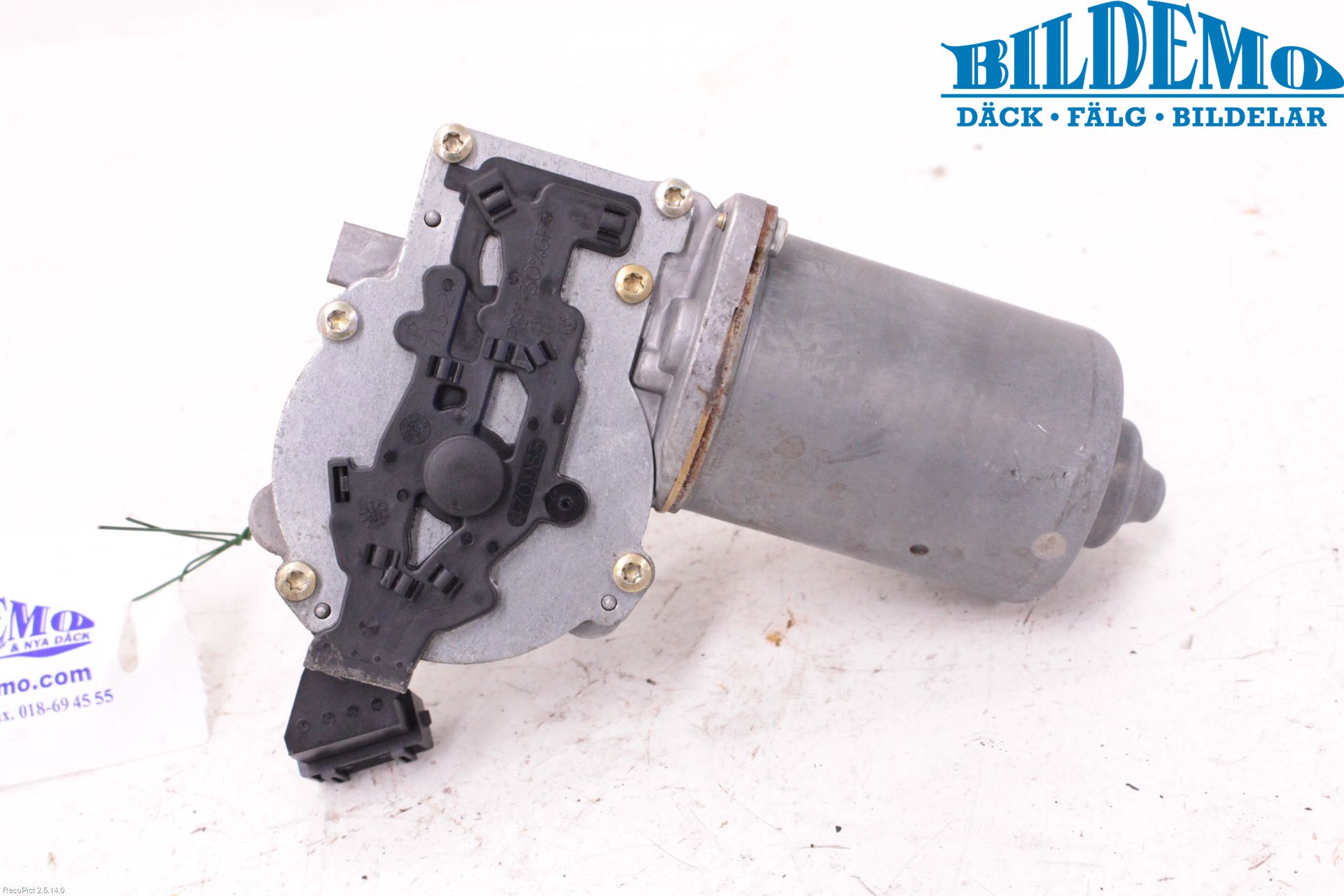Volvo XC70 01-04 Viskermotor Frontrute