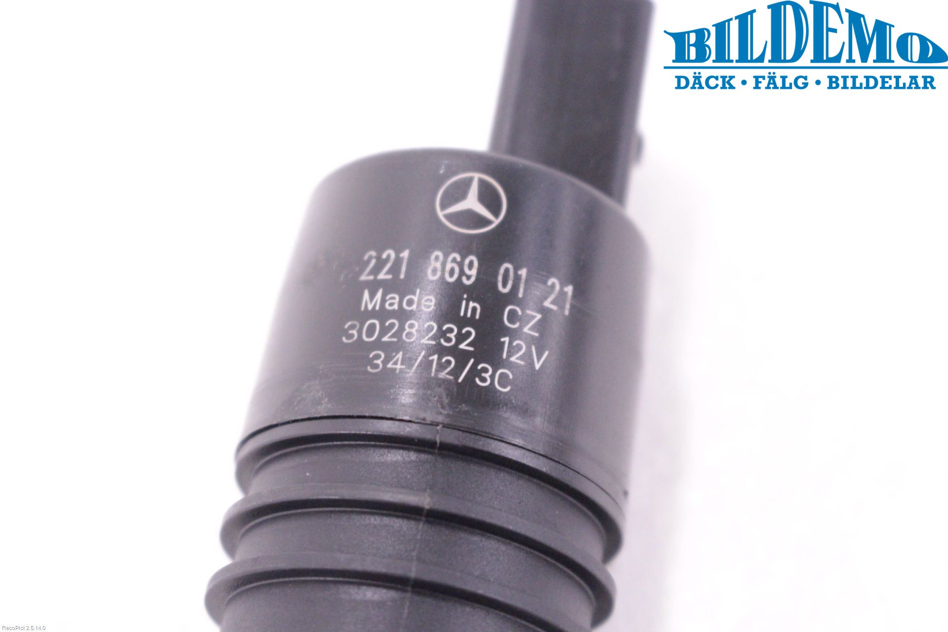 Mercedes-Benz MB C-KLASS (W204) 07-15 Spylerpumpe Frontrute