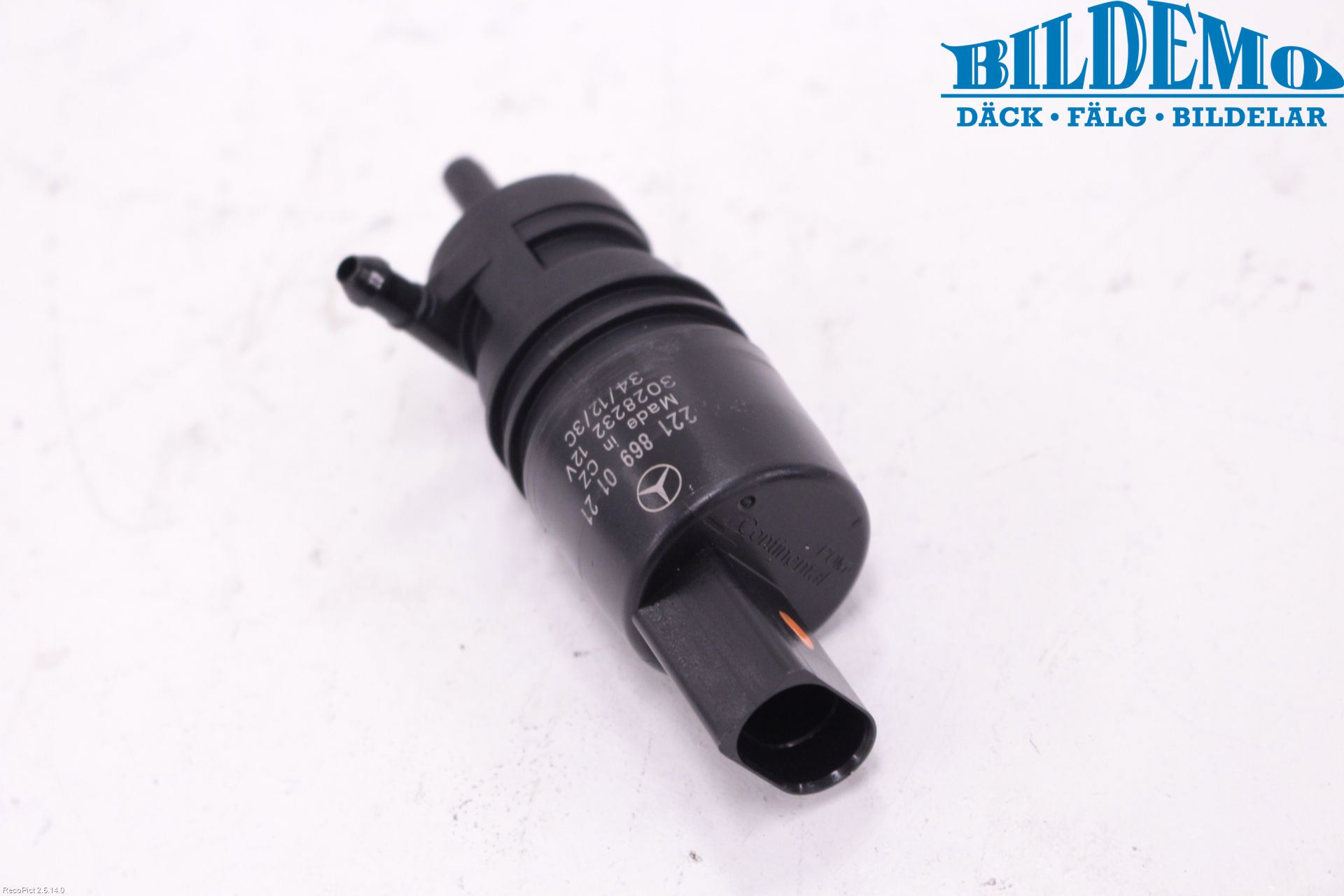 Mercedes-Benz MB C-KLASS (W204) 07-15 Spylerpumpe Frontrute