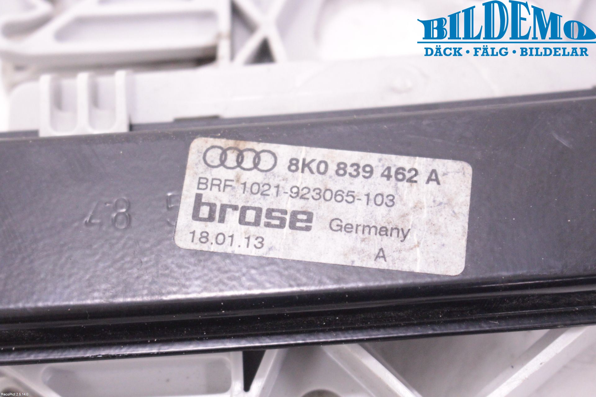 Audi A4 12-15 Vindusheis El Komp