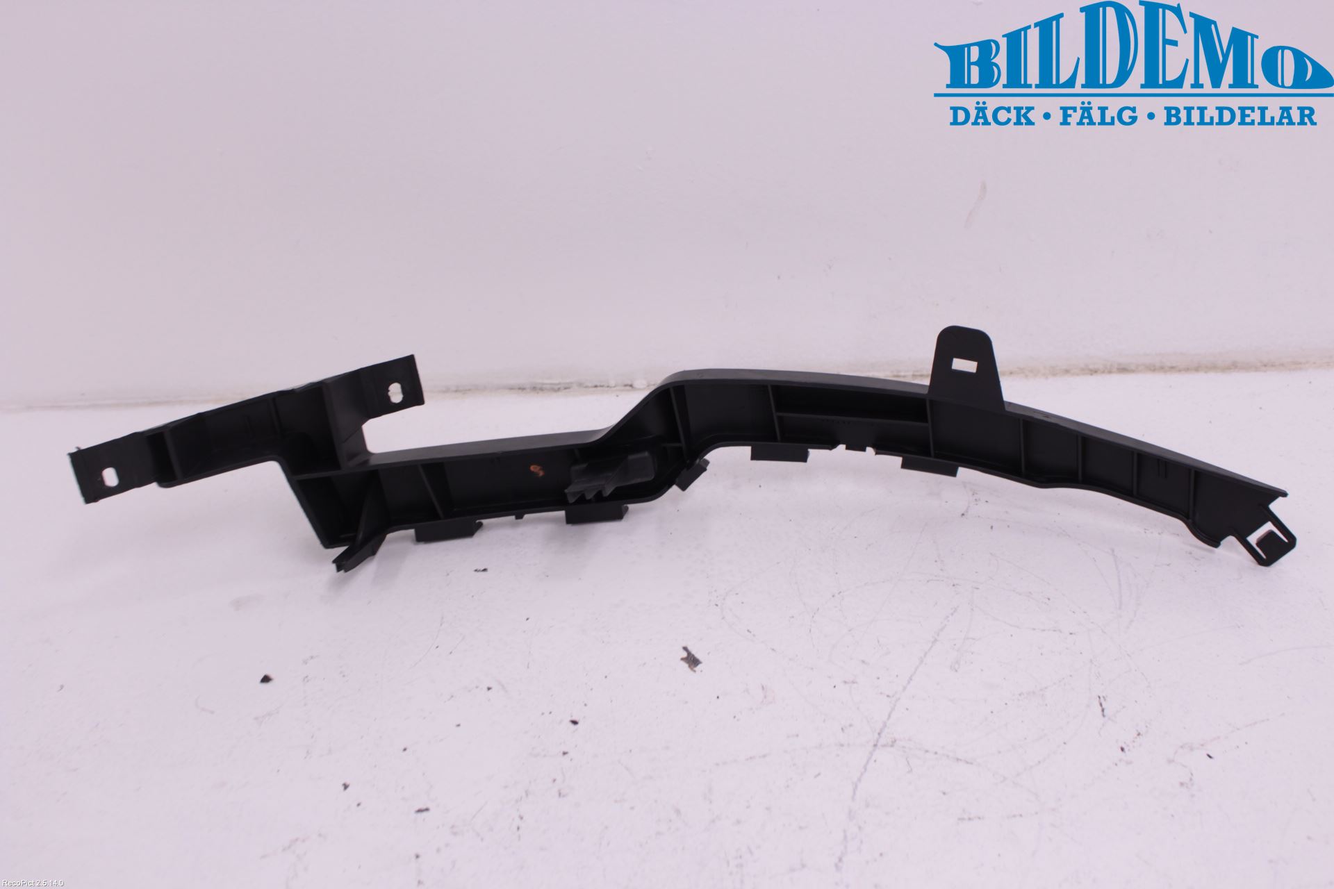 Opel MERIVA B 10-17 Frontlykt Ramme V Lyktering