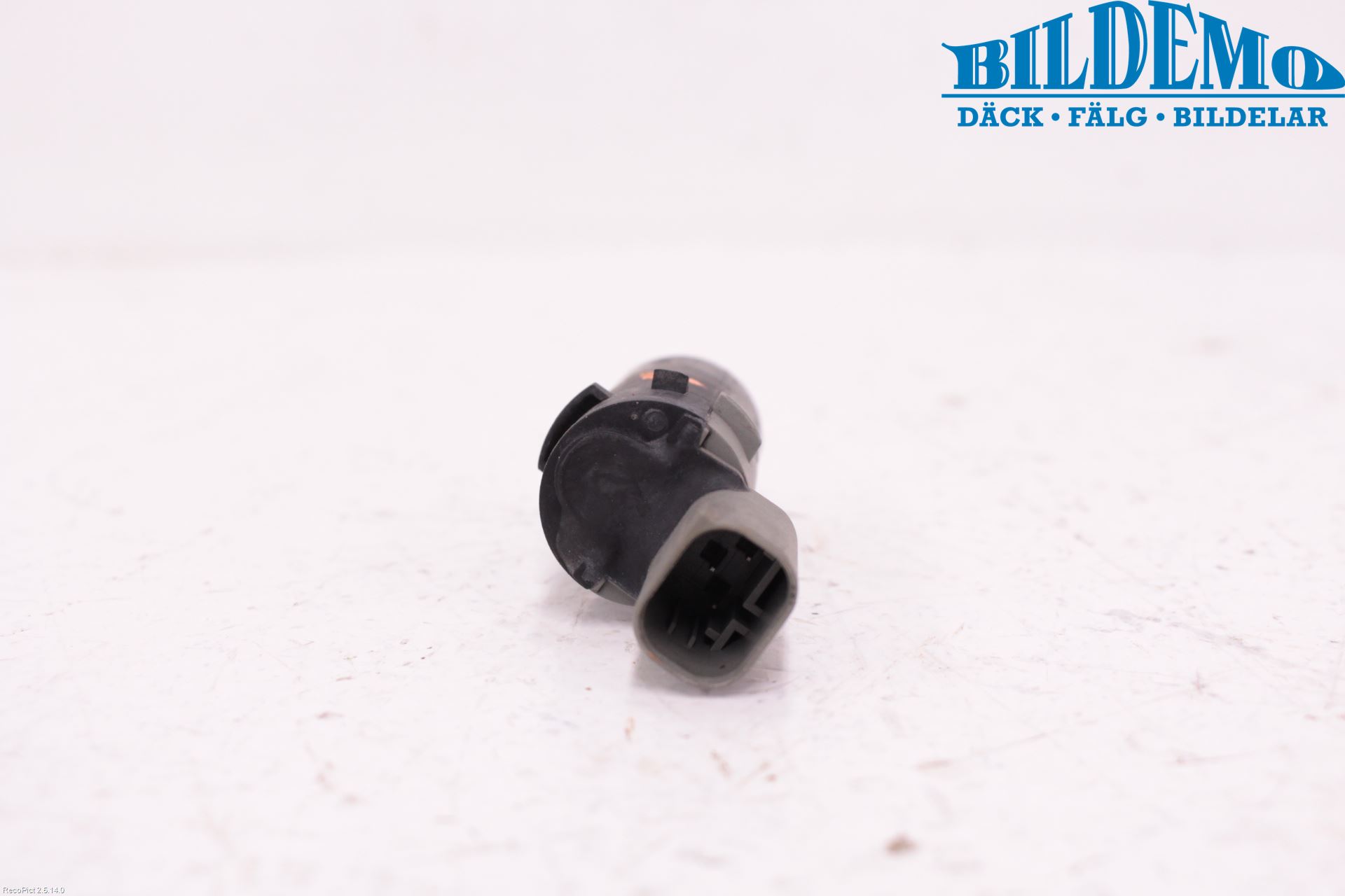 BMW 7 E65/66    00-08 Sensor Parkering Front