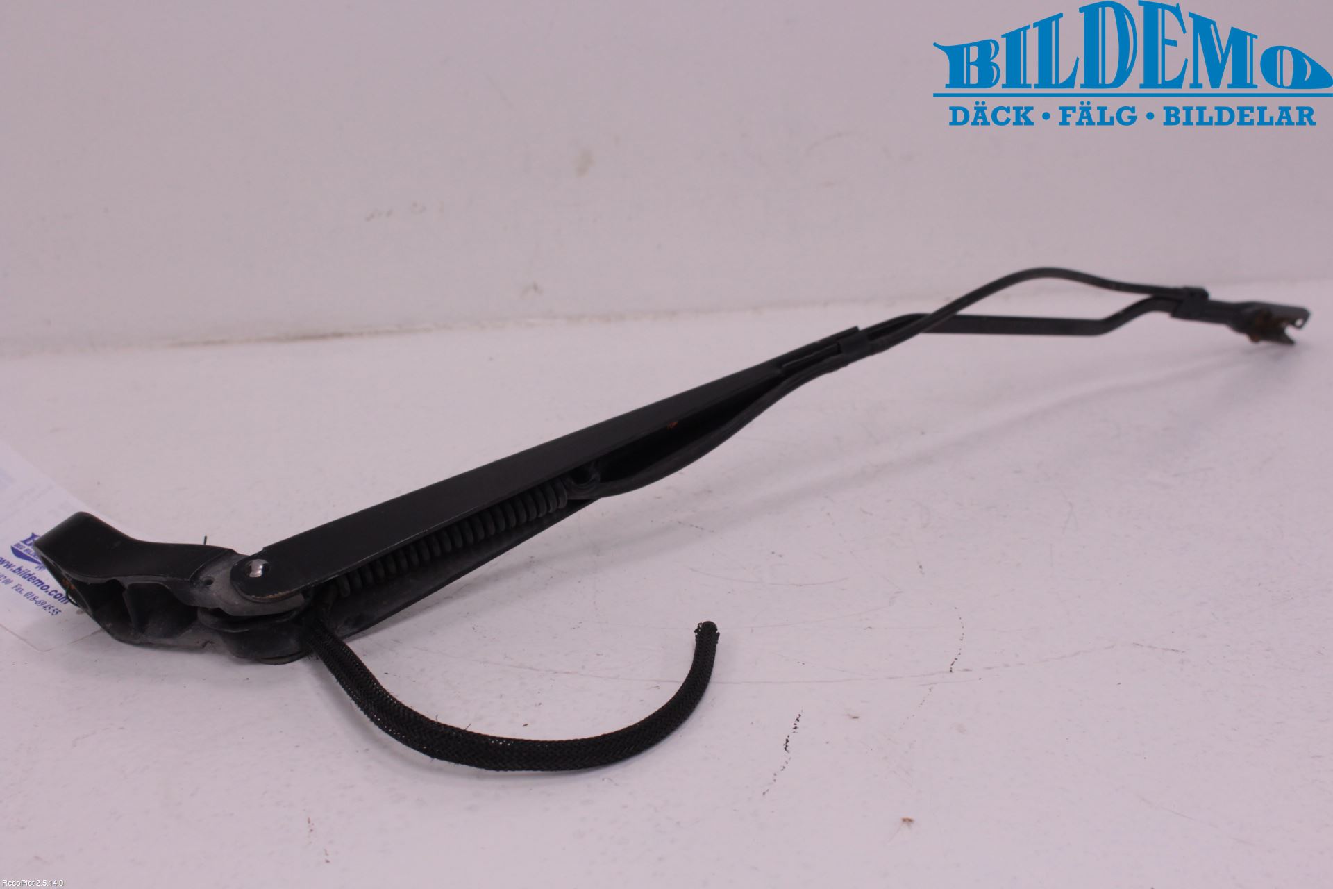 Mercedes-Benz MB VITO/VIANO (W639) 04-14 Viskerarm-Armer Frontrute