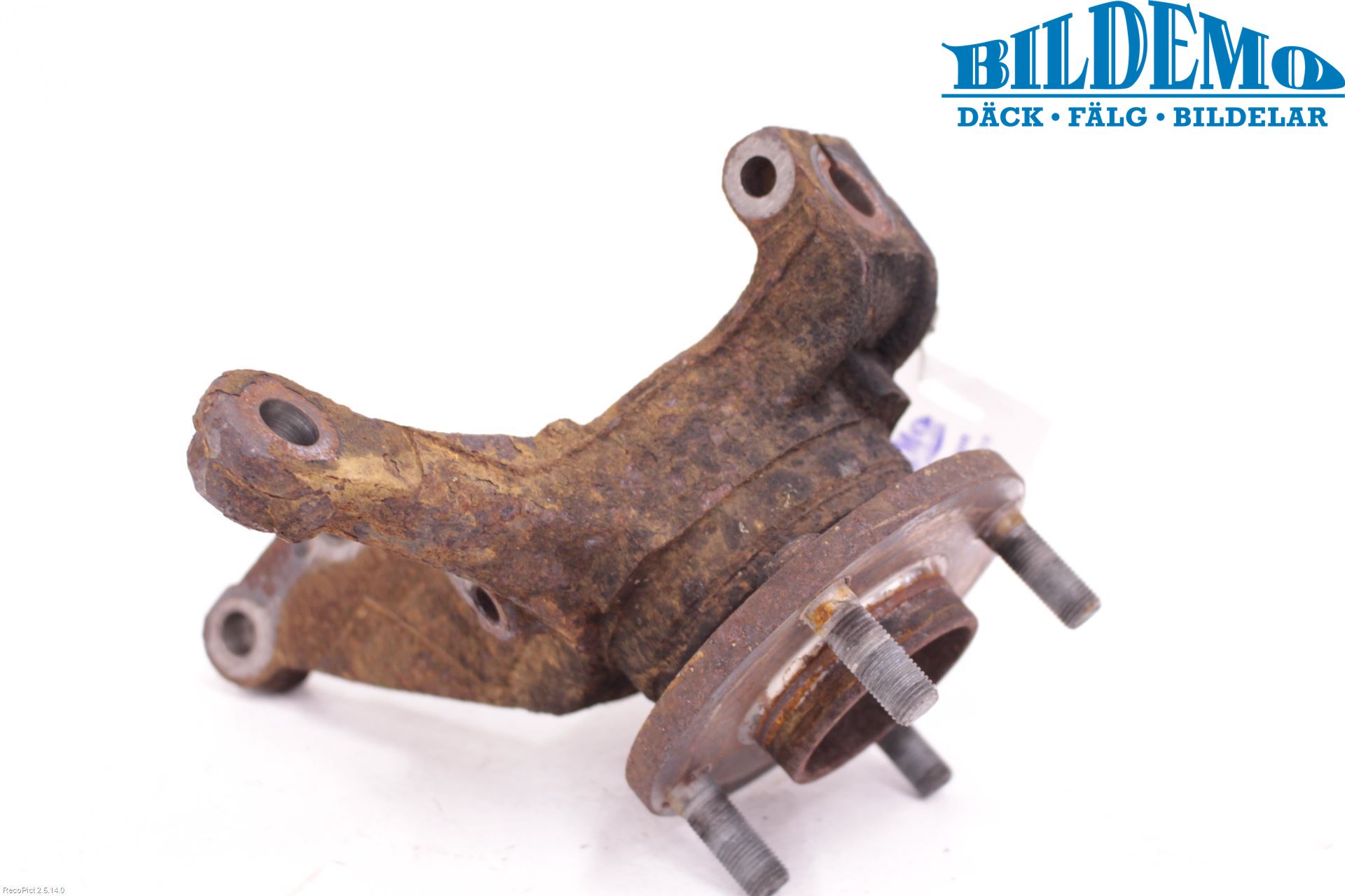 Nissan MICRA 11-16 Spindel Vf