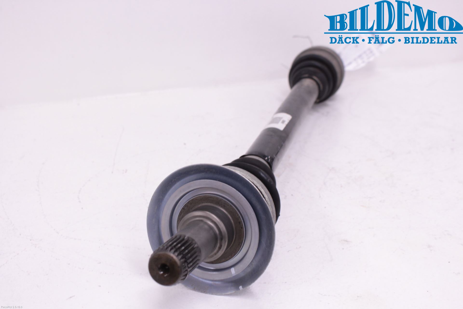 BMW X3 F25 10-17 Drivaksel Bak Kompl Venstre