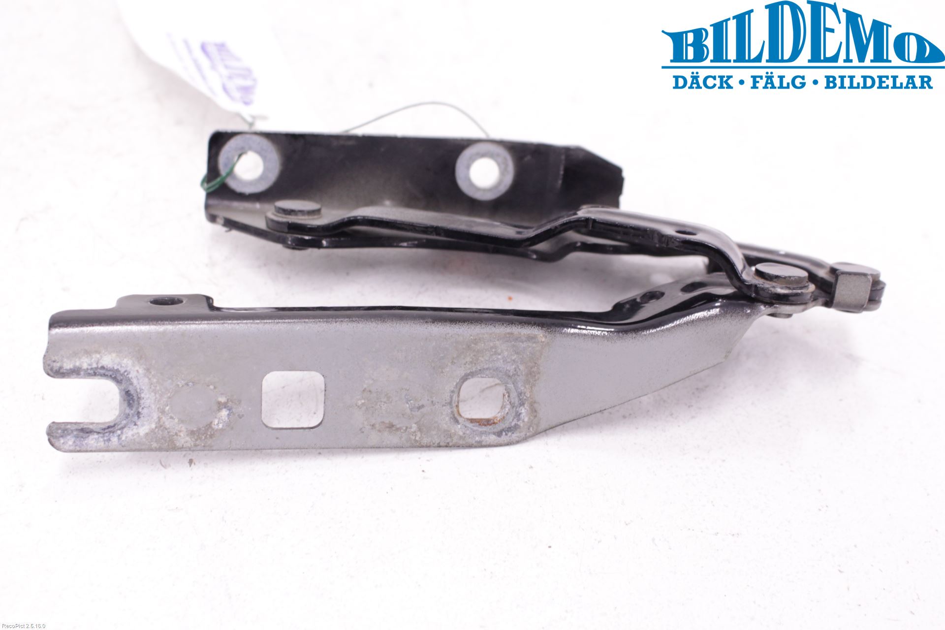 Volkswagen VW GOLF VI 09-13 Panser Hengsel - Hengsler