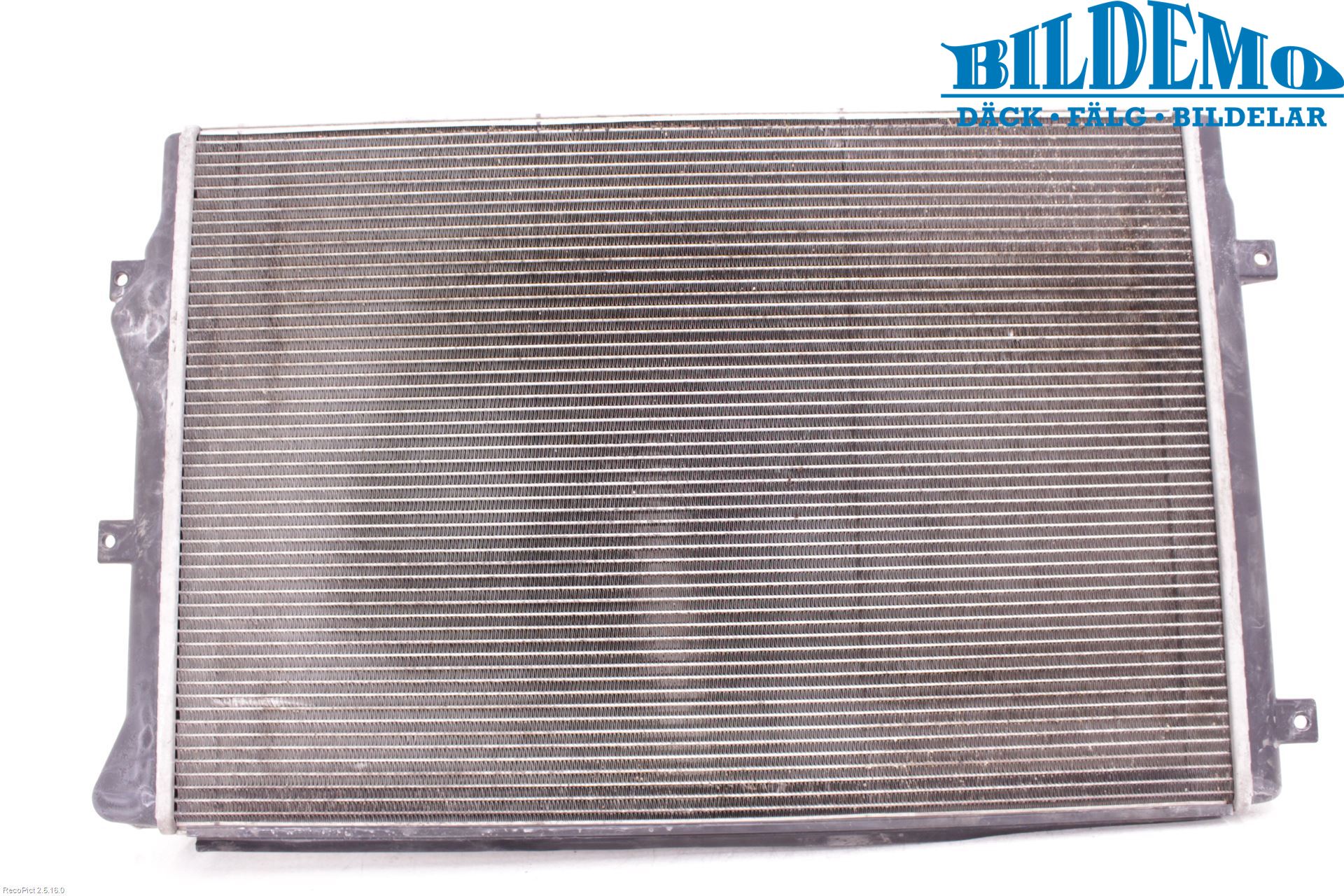 Volkswagen VW GOLF VI 09-13 Radiator Automat