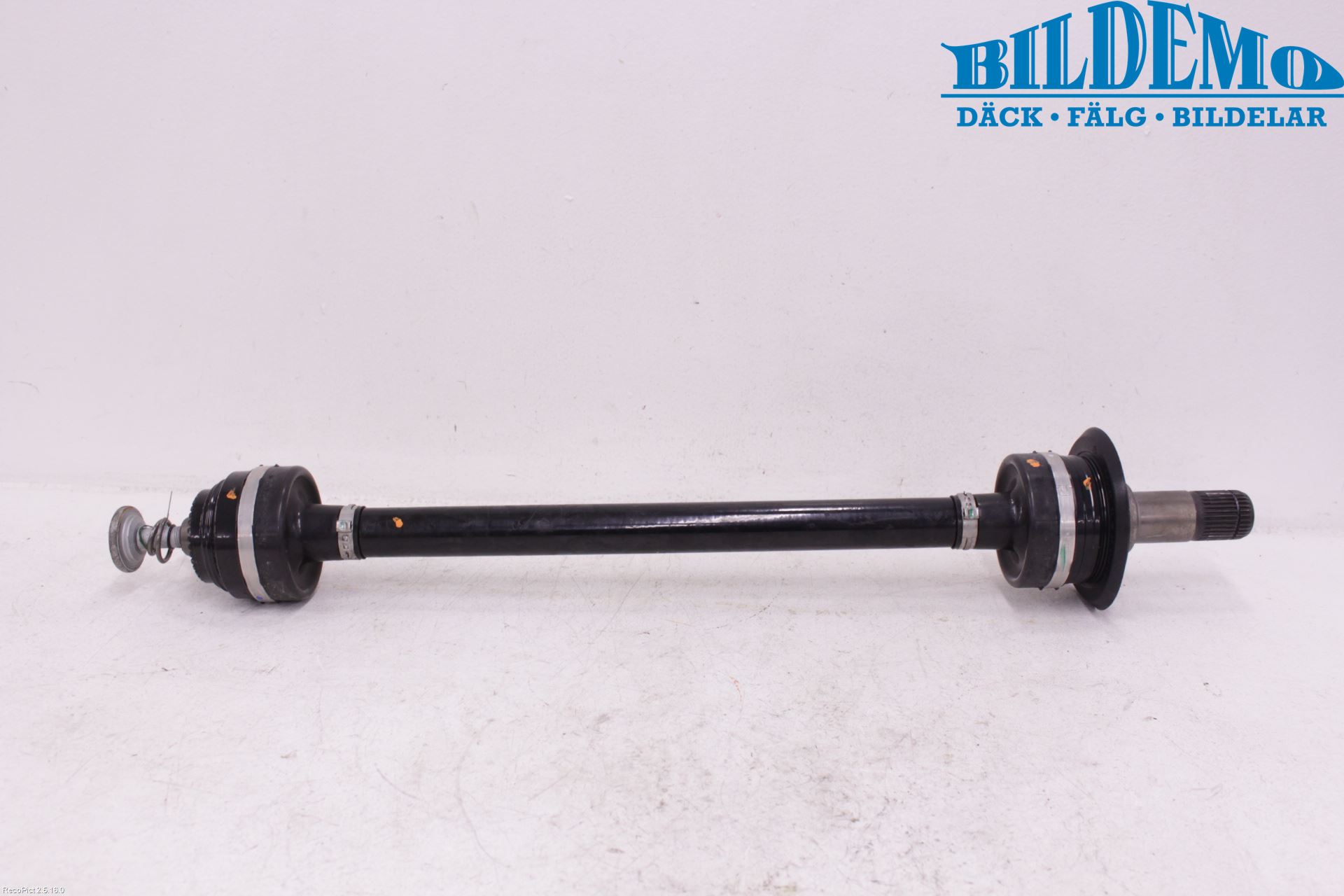 BMW 5 G30/G31/F90 17-23 Drivaksel Bak Kompl Venstre