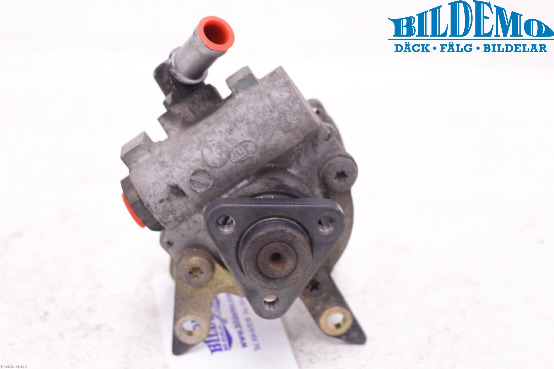 BMW 3 E36      91-00 Servo Pumpe