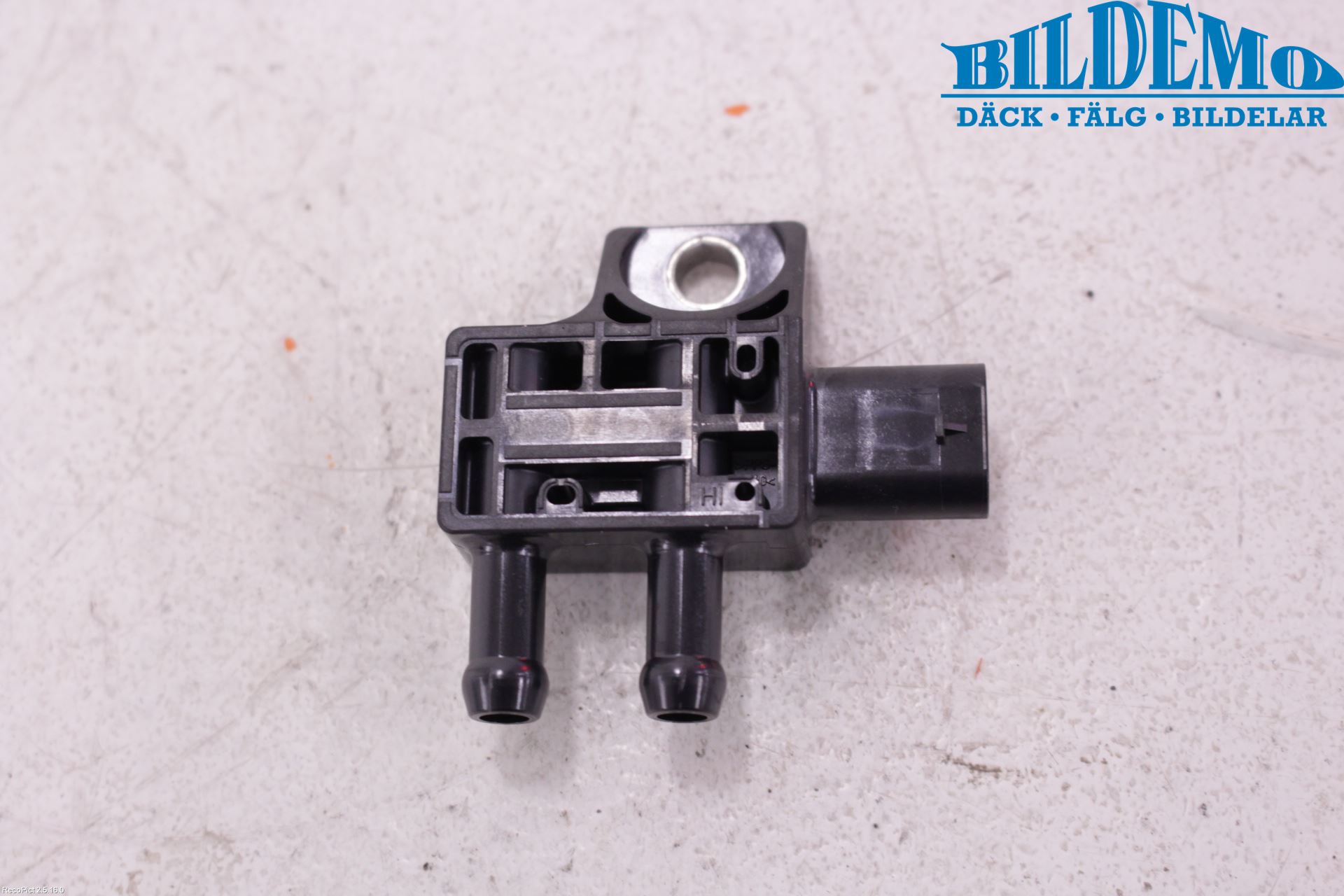 BMW 5 G30/G31/F90 17-23 Sensor Temp-Trykk Avgass