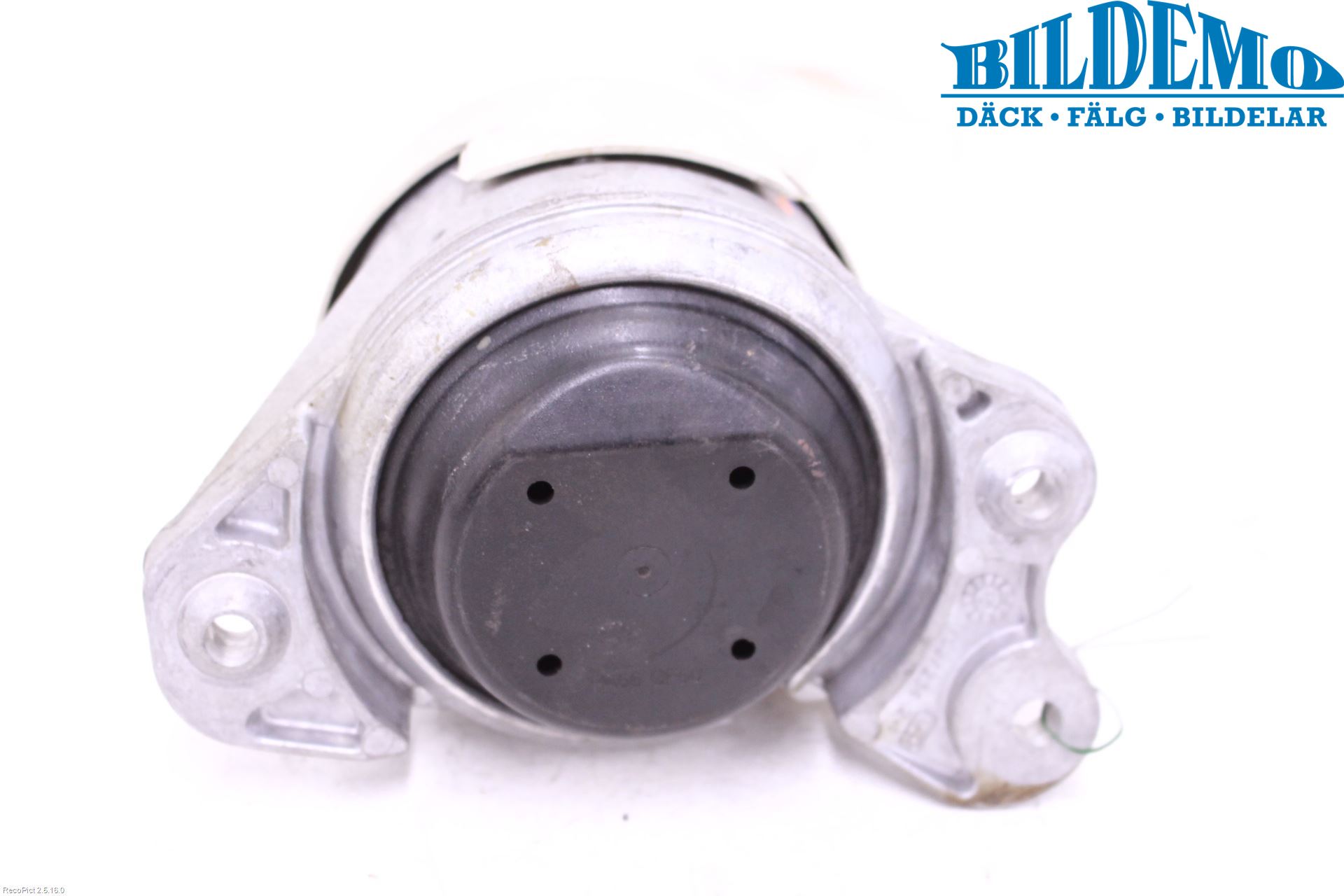 Mercedes-Benz MB C-KLASS (W205) 14-21 Motor Feste Gummi