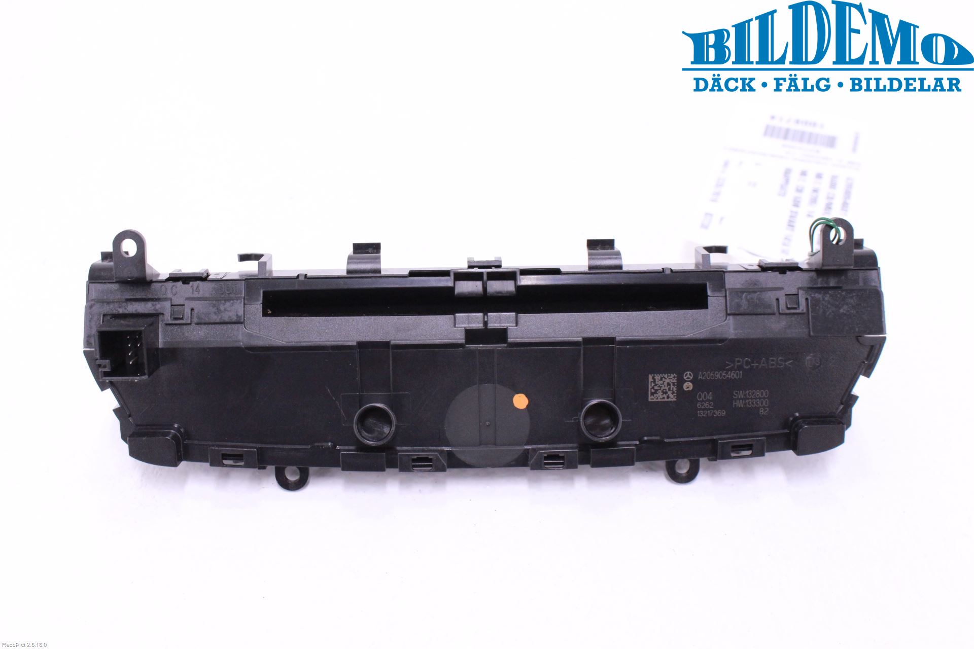 Mercedes-Benz MB C-KLASS (W205) 14-21 Stereo Radio Med Cd