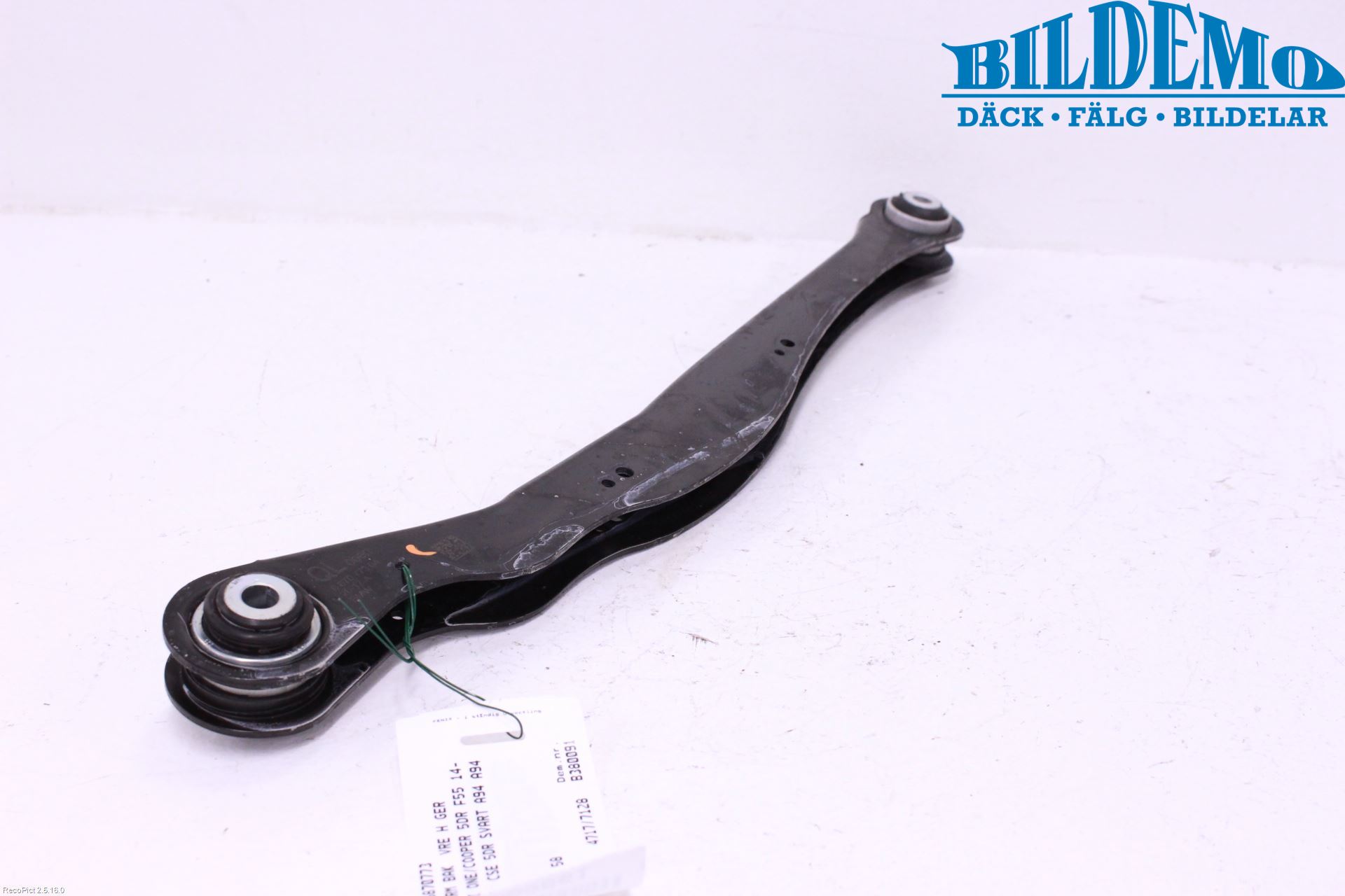 Mini ONE/COOPER 5DR F55 14-24 Bærearm Bak Høyre Øvre