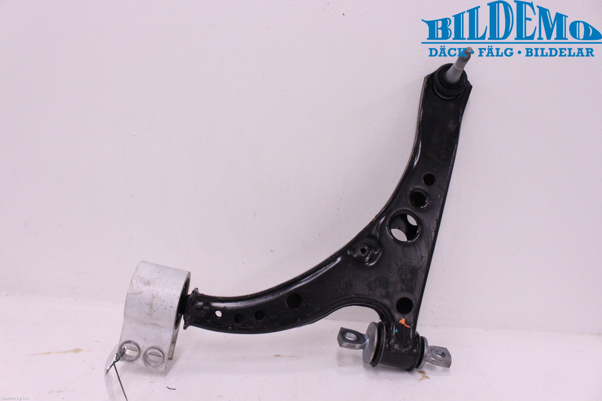Opel ASTRA K 16-22 Bærearm Foran Venstre Nedre