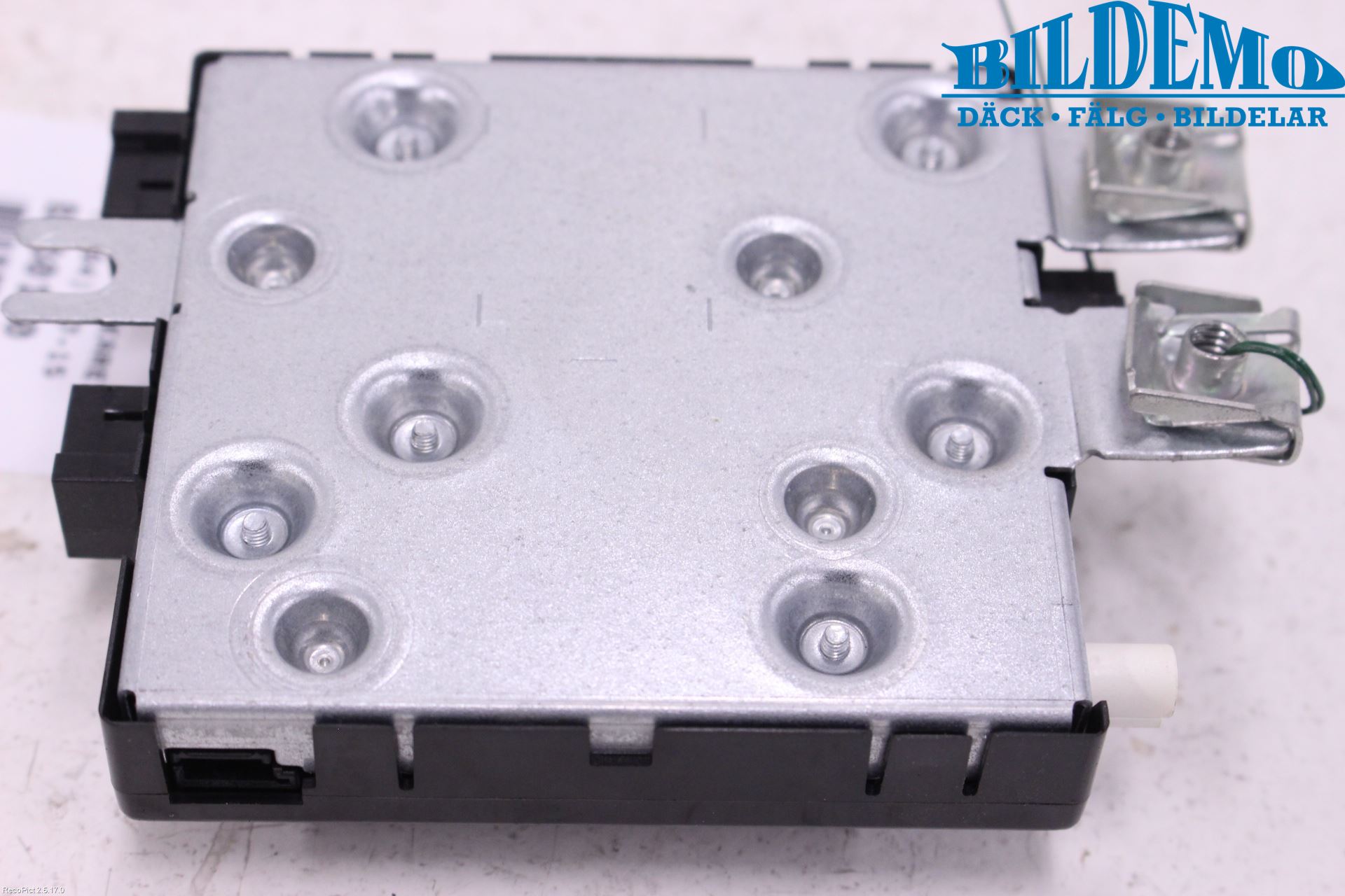 Mercedes-Benz MB C-KLASS (W204) 07-15 Stereo Antenneforsterker
