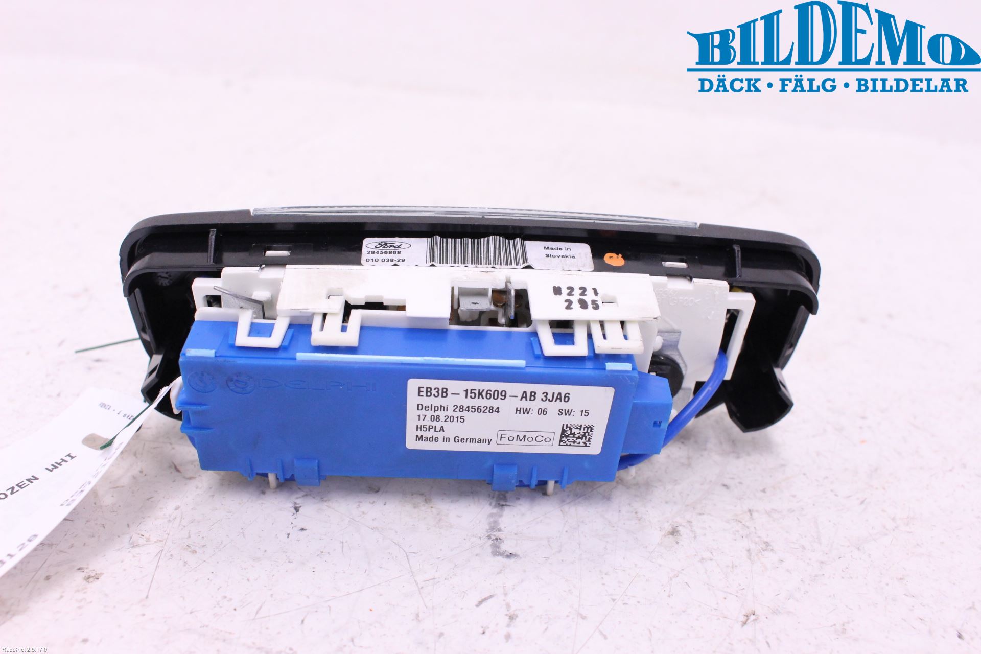 Ford RANGER EU 12-23 Innr Taklys