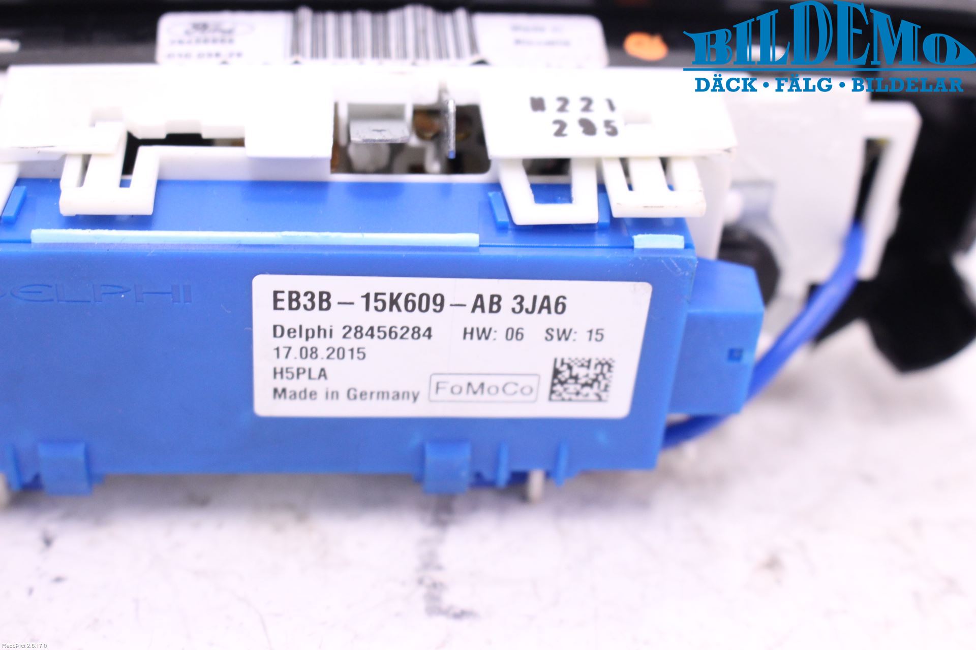 Ford RANGER EU 12-23 Innr Taklys