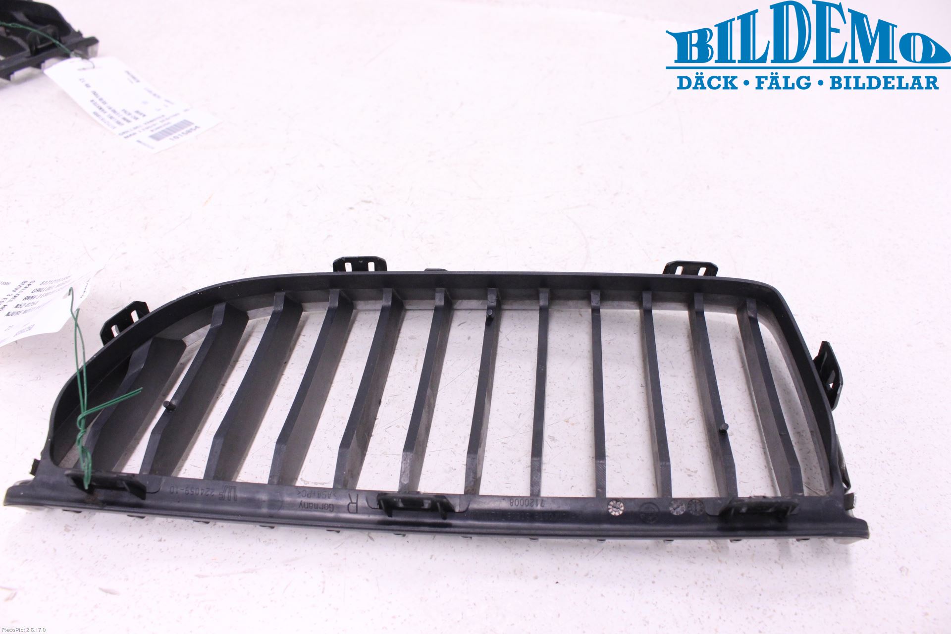BMW 3 E90/91 SED/TOU 05-12 Grilldel Høyre