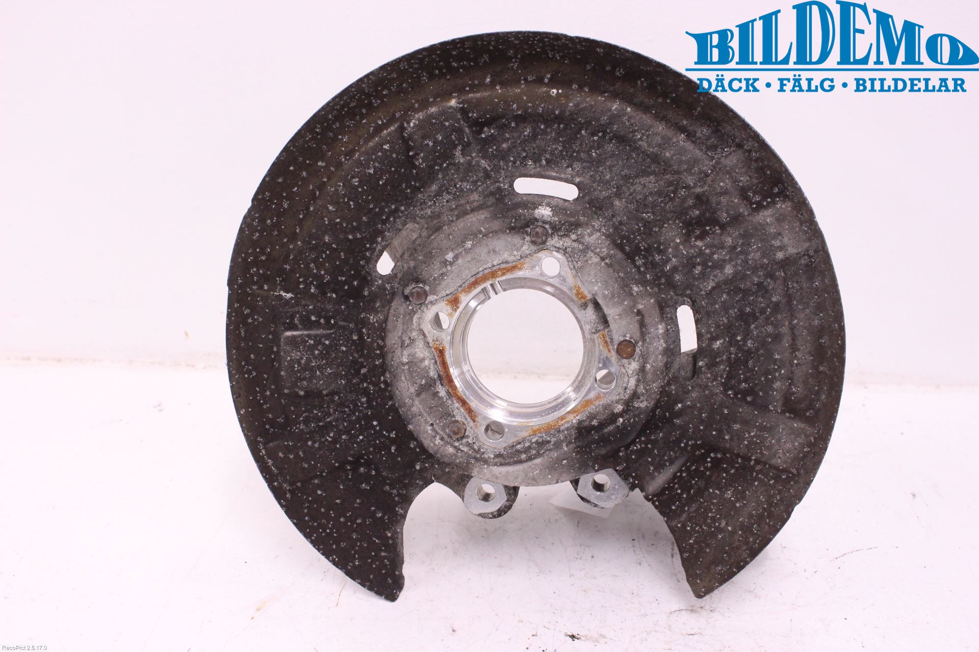 BMW 5 F10/F11/F18 09-17 Spindel Hb