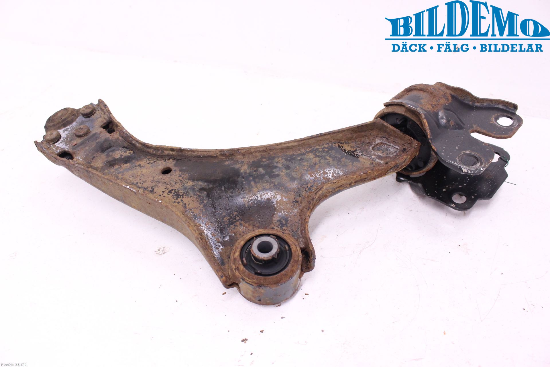 Ford MONDEO 07-15 Bærearm Foran Venstre Nedre