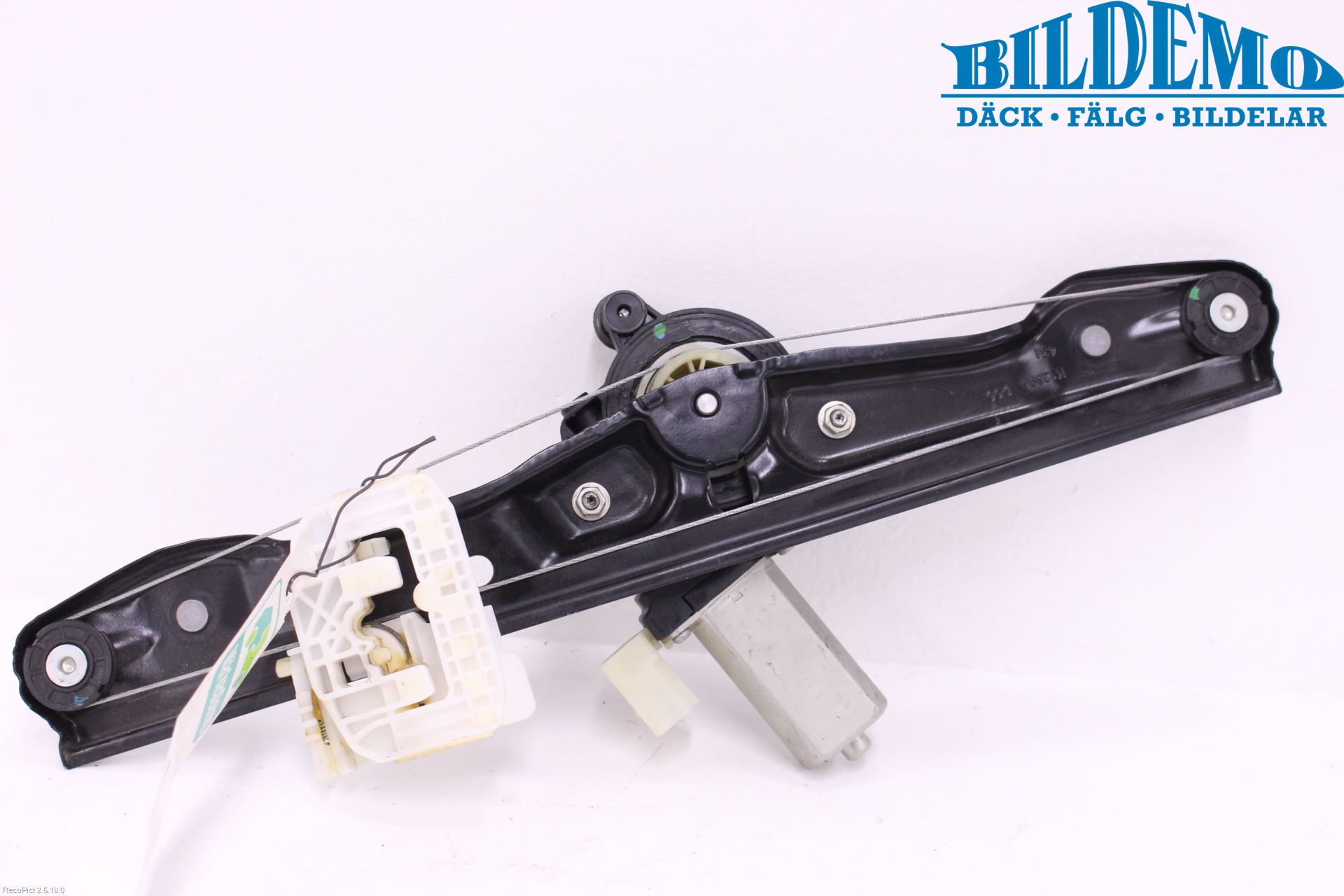 BMW 1 F20/F21 11-19 Vindusheis El Komp