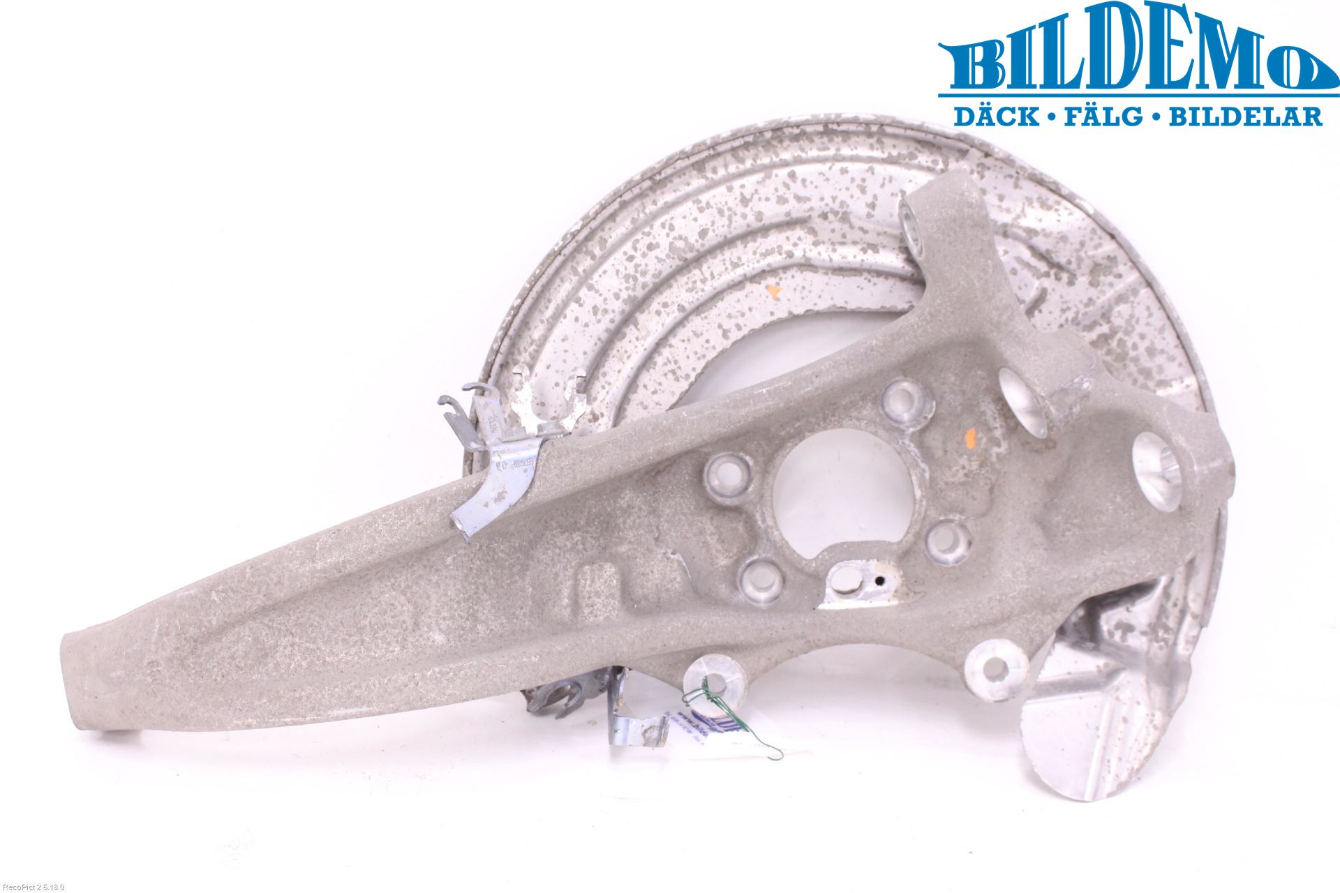 BMW 5 G30/G31/F90 17-23 Spindel Vf