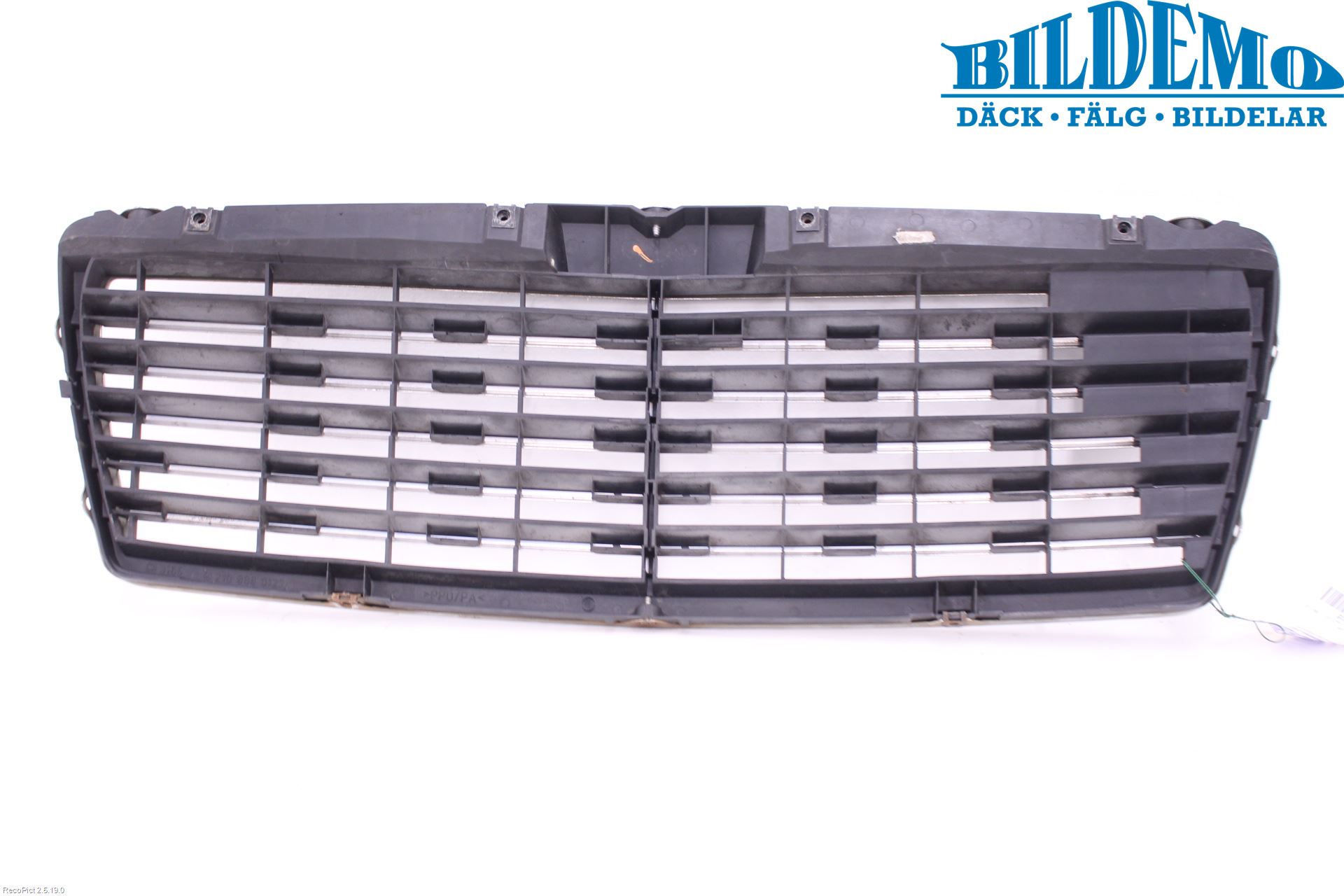 Mercedes-Benz MB E-KLASS (W210) 96-03 Grill-Gitter