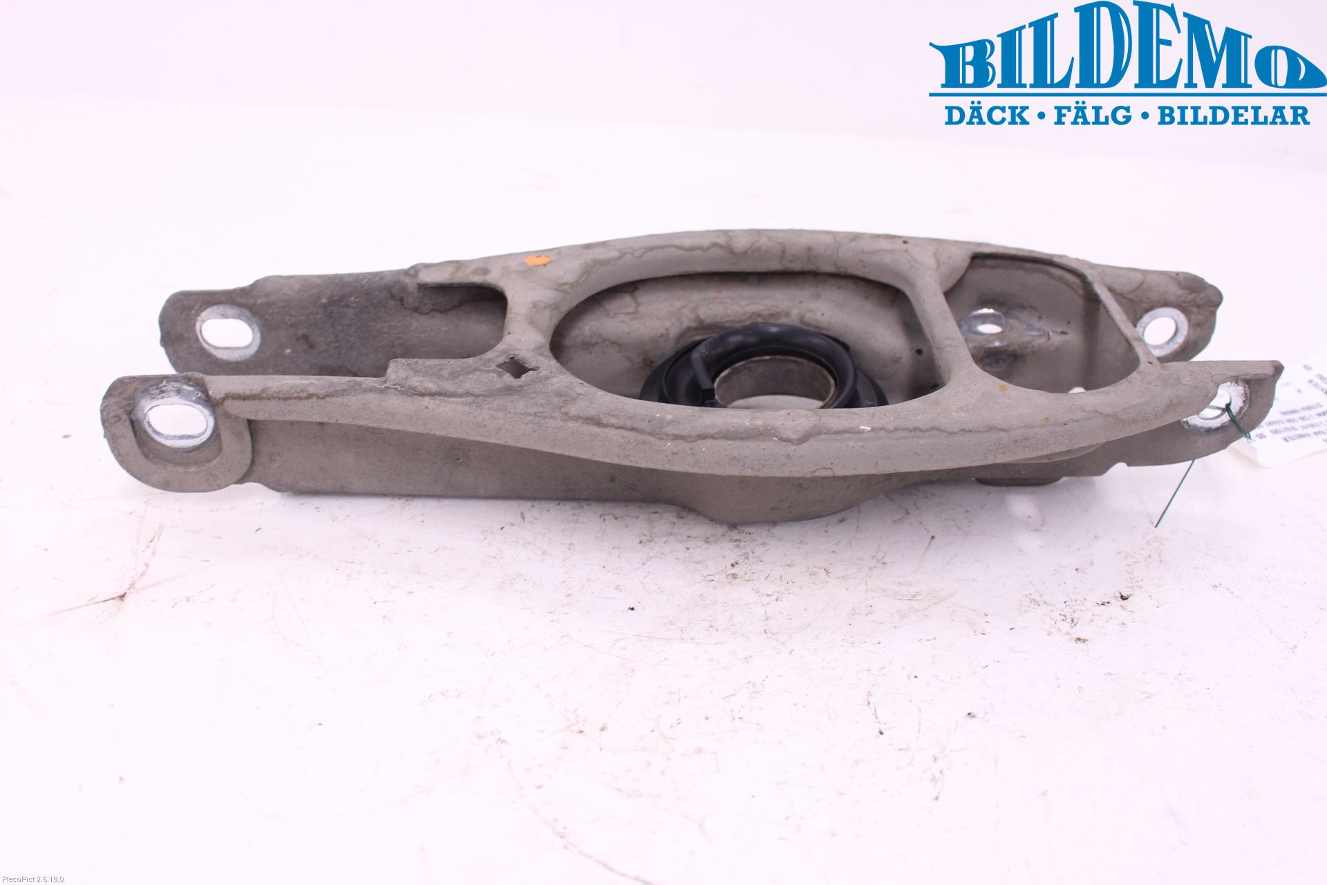 BMW 3 E90/91 SED/TOU 05-12 Bærearm Bak Venstre