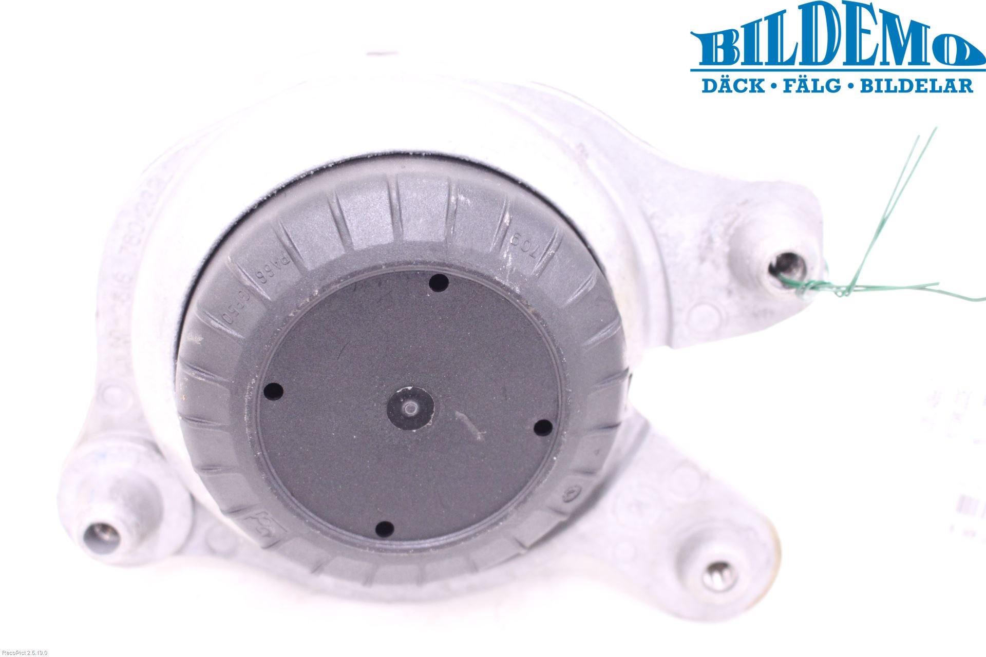 Mercedes-Benz MB C-KLASS (W205) 14-21 Motor Feste Gummi