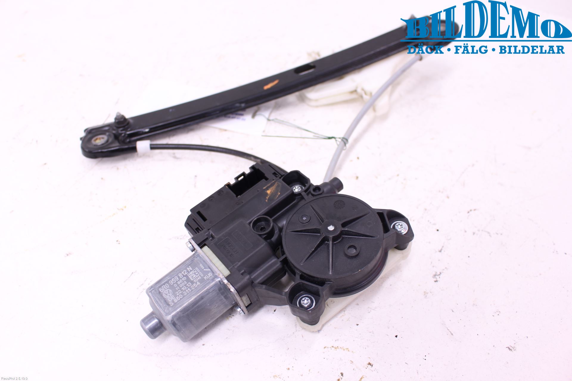 Volkswagen VW POLO 10-17 Vindusheis El Komp