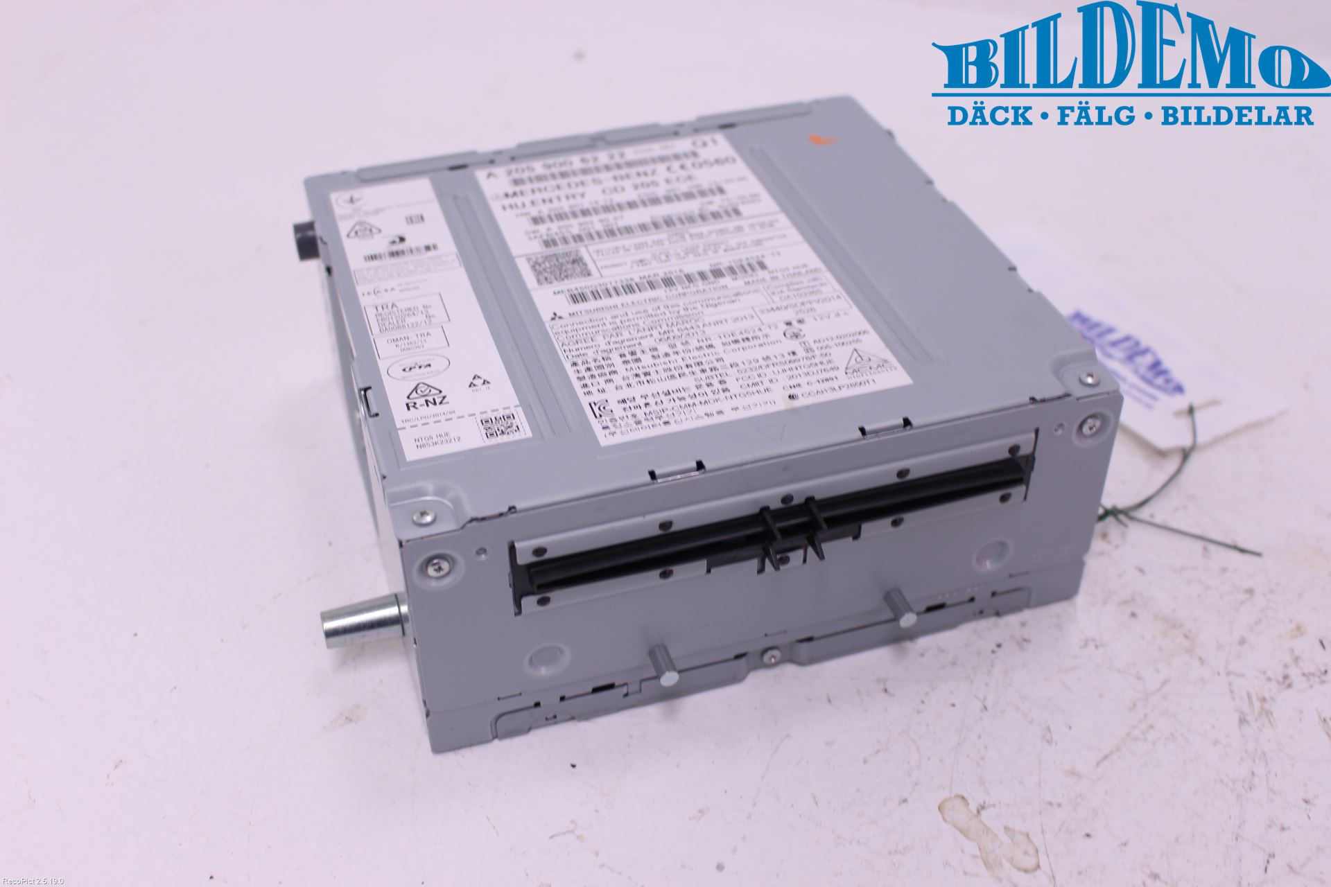 Mercedes-Benz MB GLC-KLASS (X253/C253) 15-22 Stereo Radio Med Cd